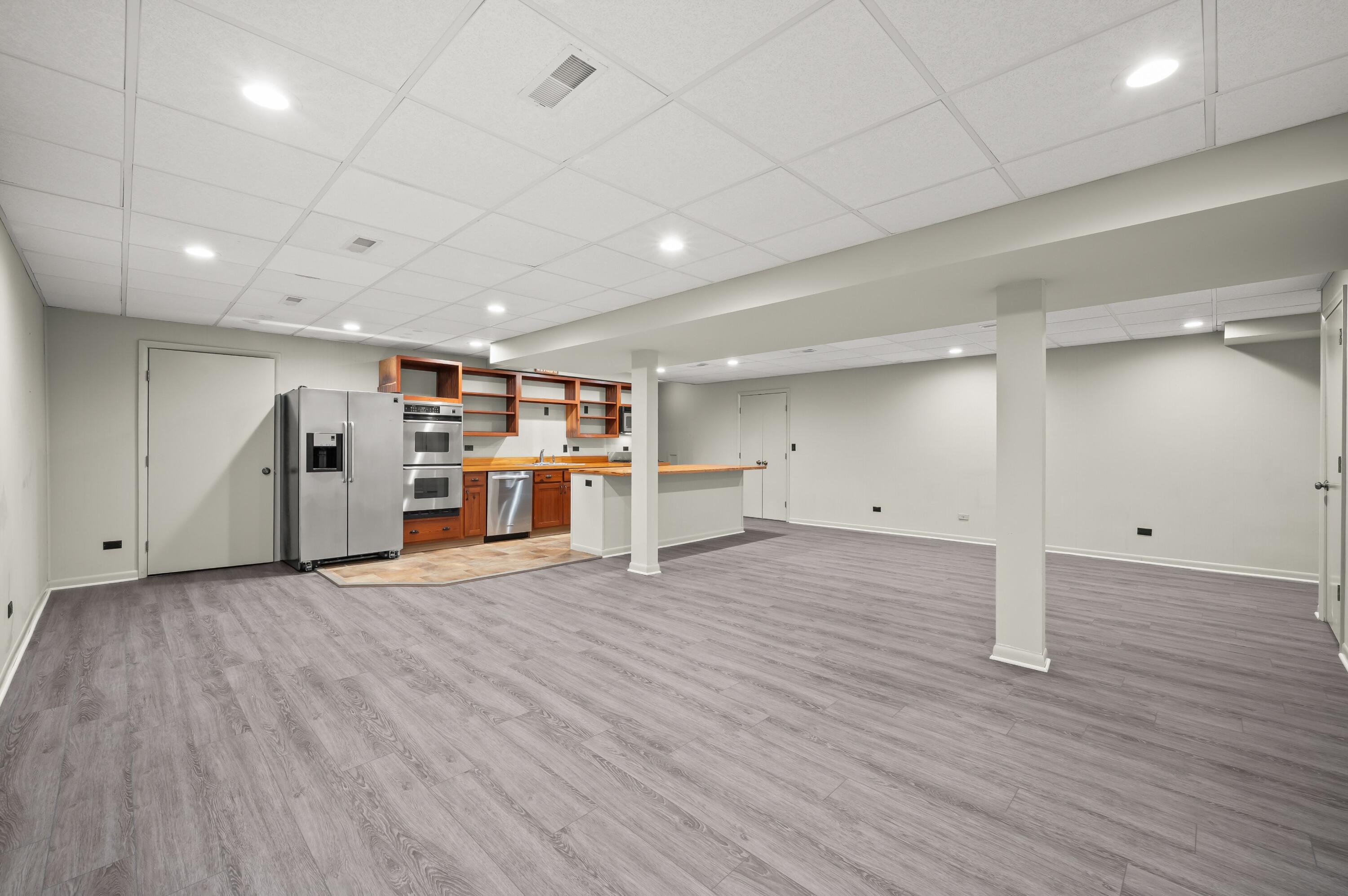 14657 Lakeshore Road Property Photo 43