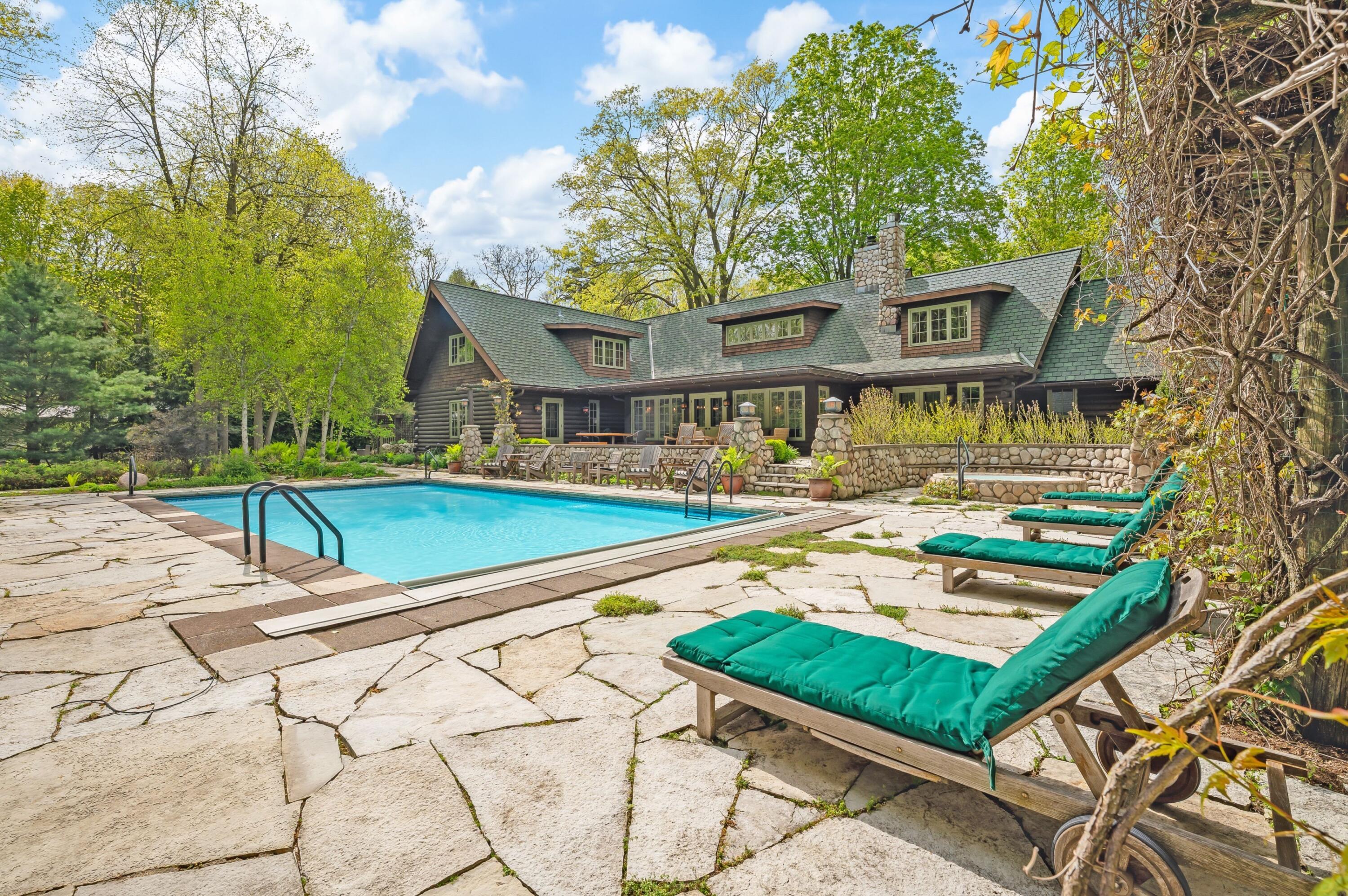 14657 Lakeshore Road Property Photo 62