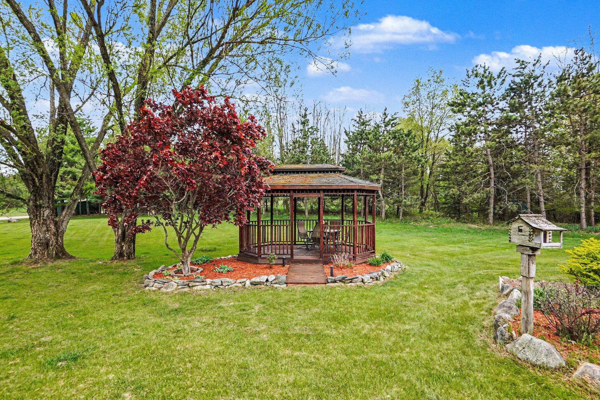 17634 Meceola Road Property Photo 19
