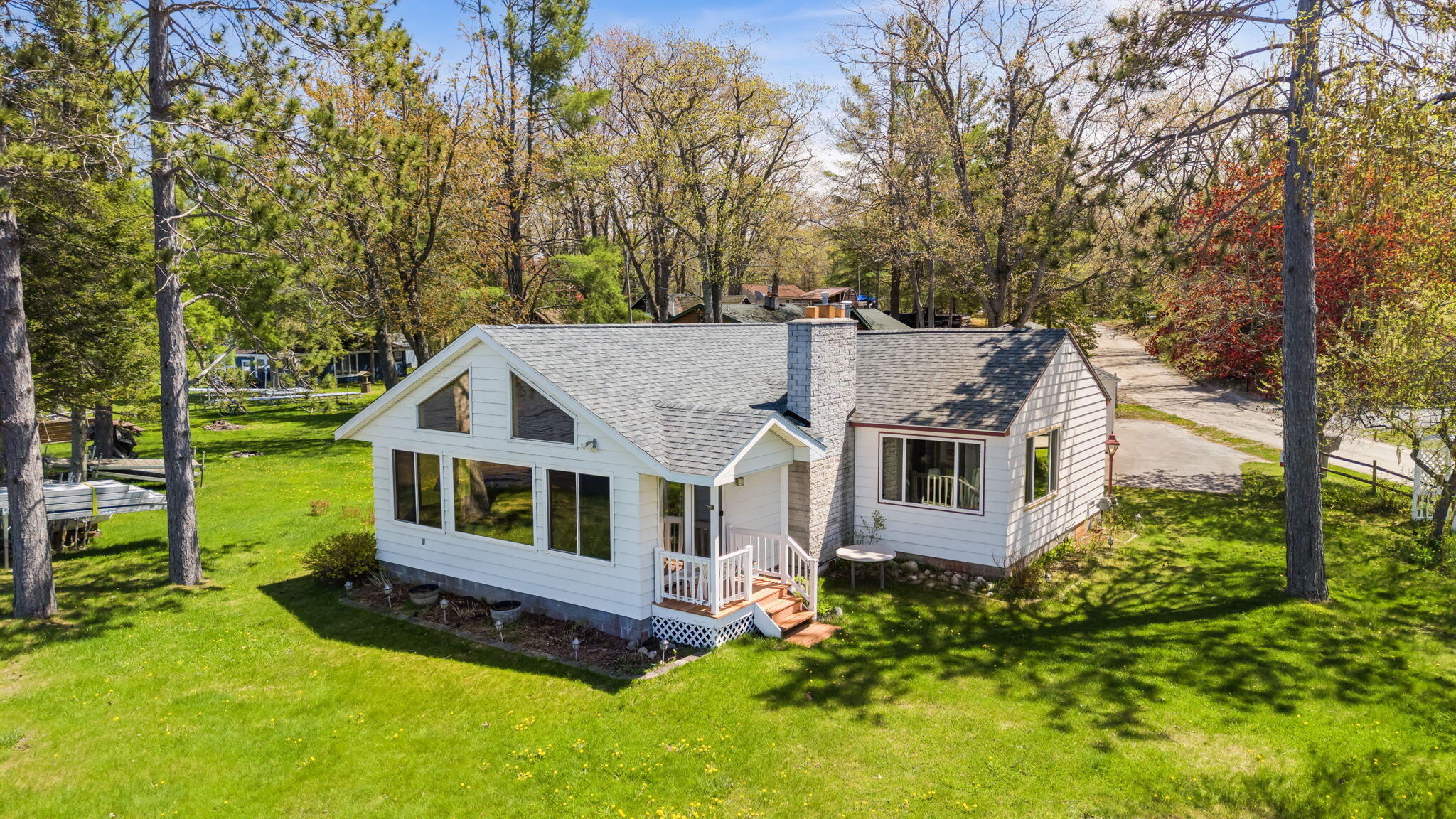 14296 Pointe Road Property Photo 1