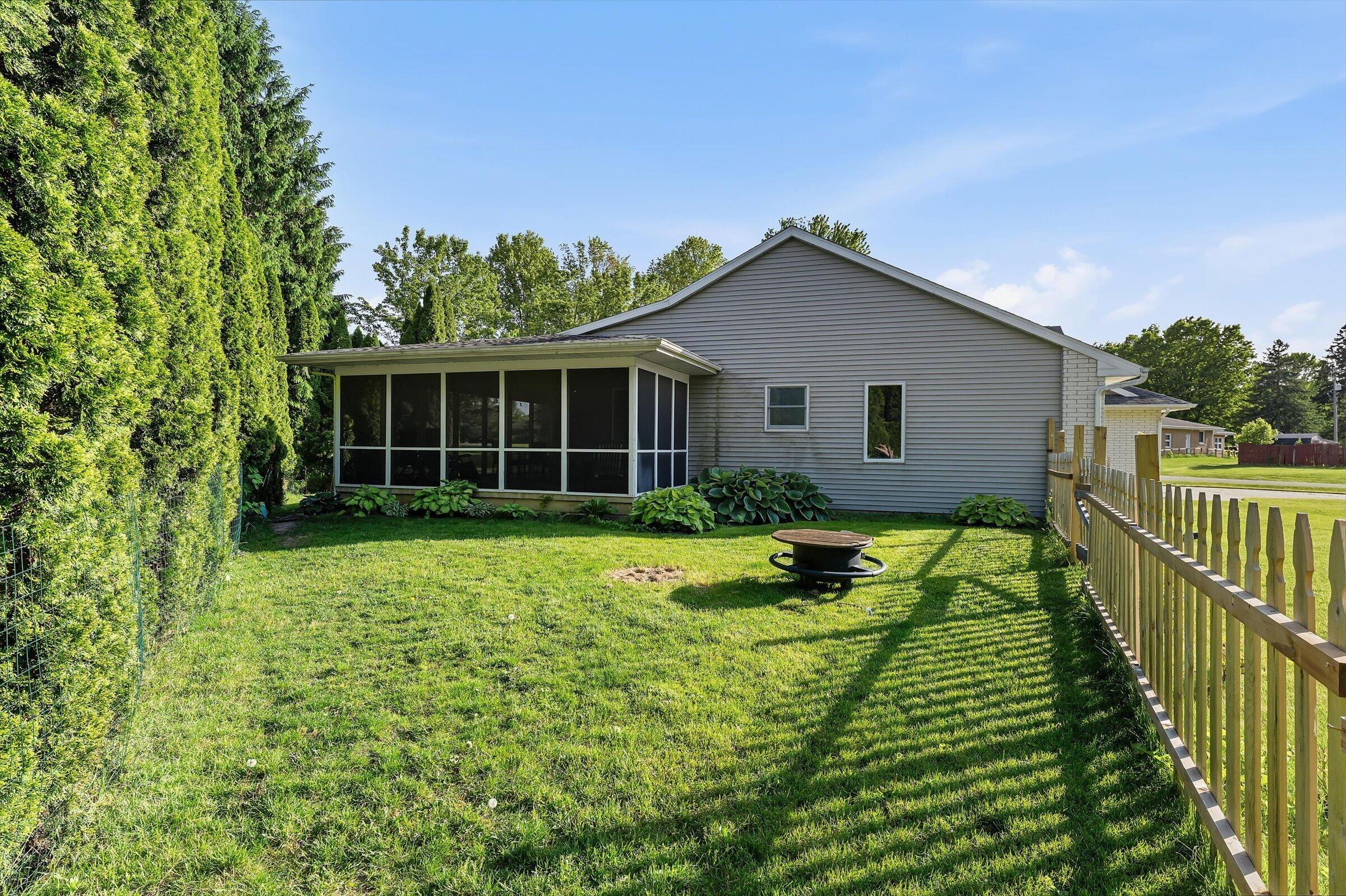 22401 Happy Drive Property Photo 10