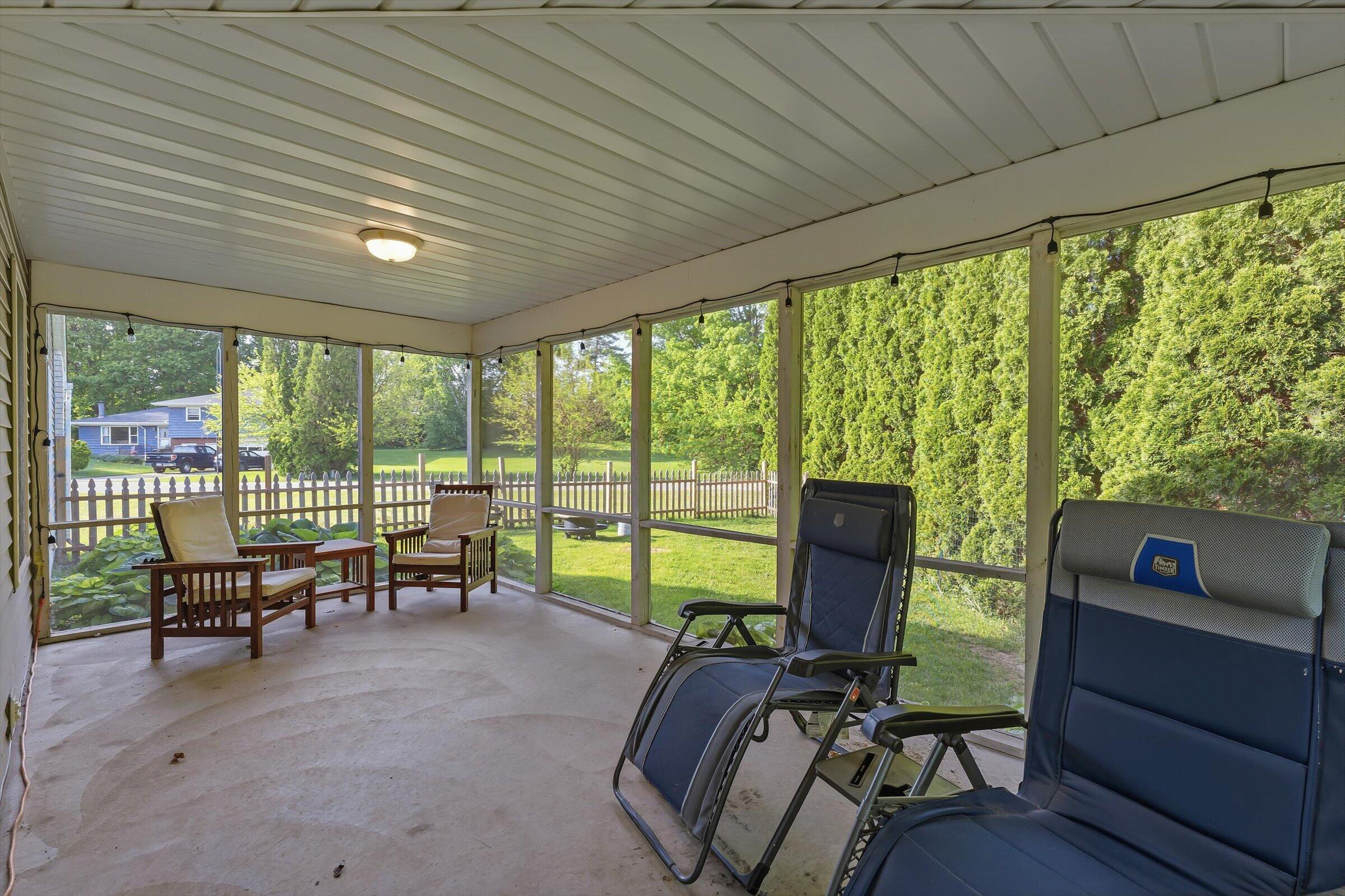 22401 Happy Drive Property Photo 11