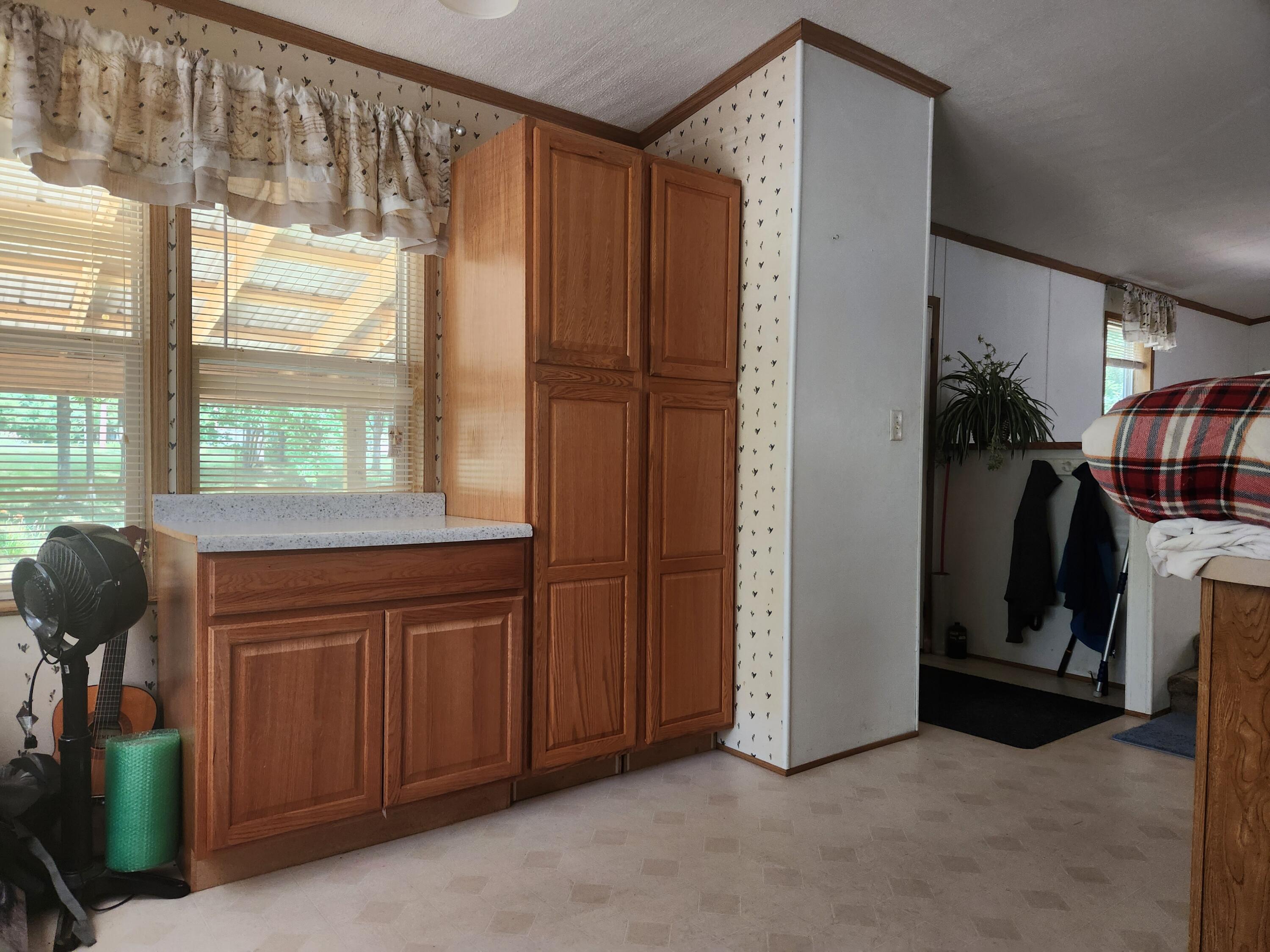 8033 Rolling Drive Property Photo 6