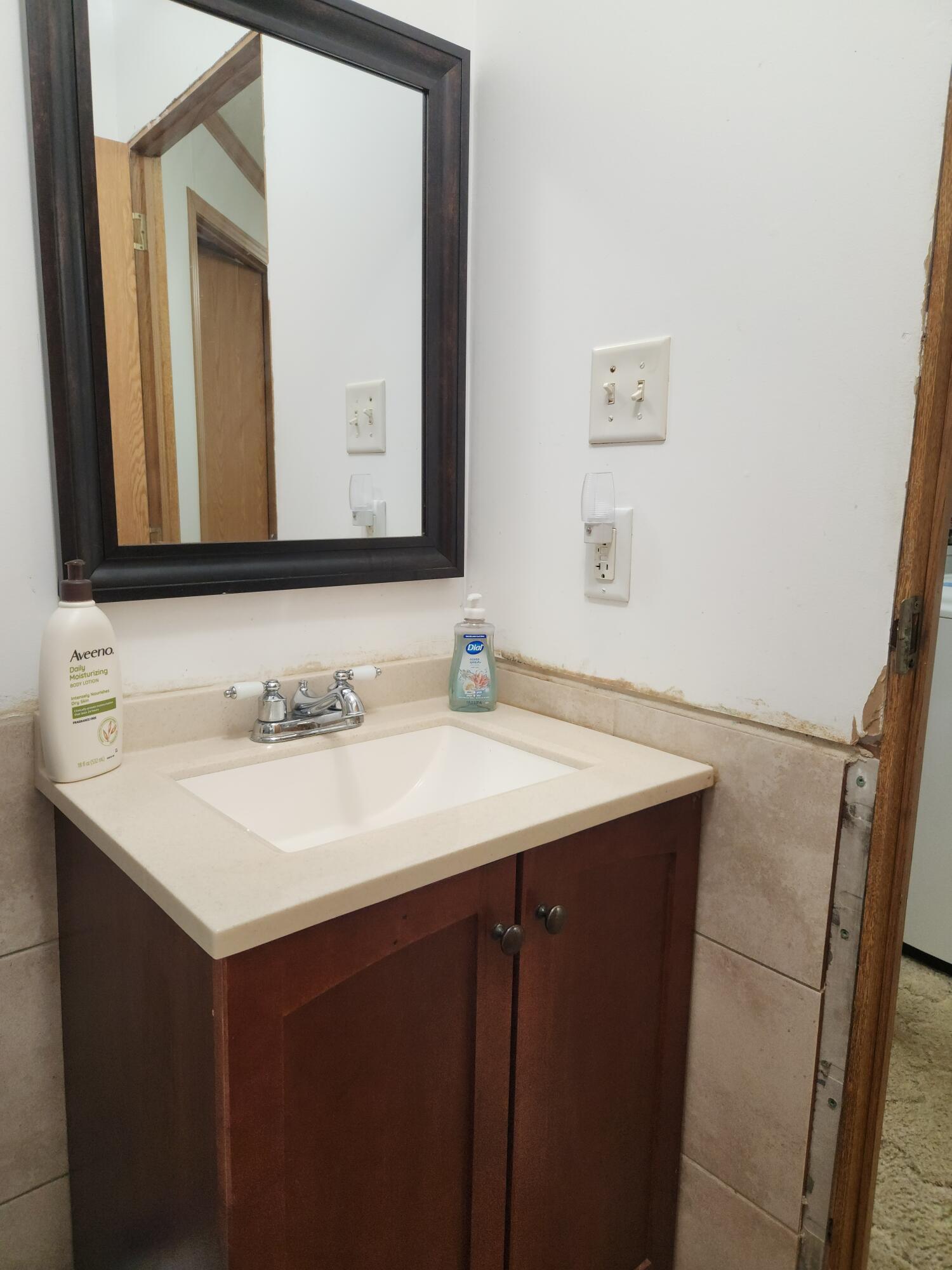 8033 Rolling Drive Property Photo 12