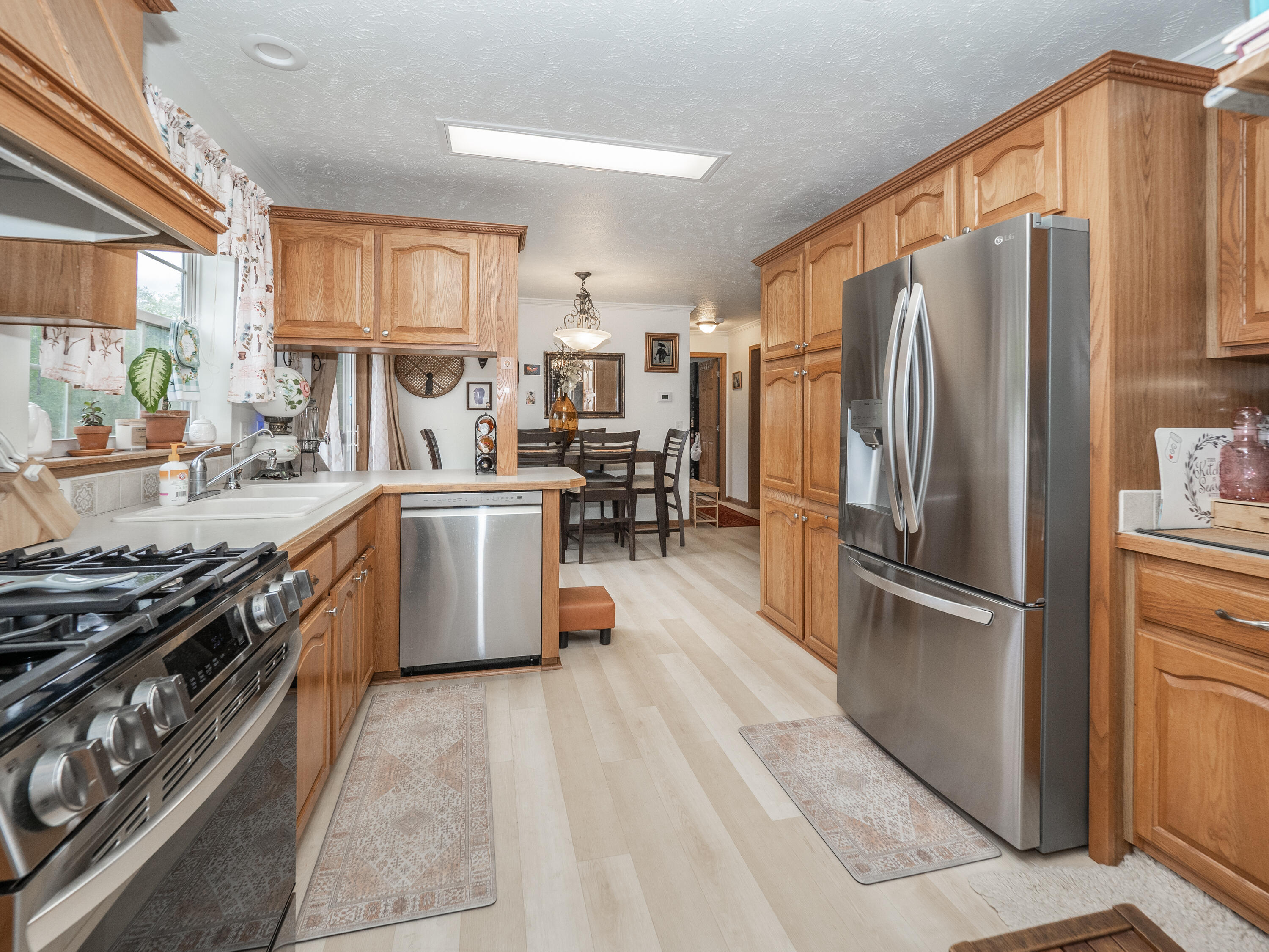 32940 Fish Hatchery Road Property Photo 11