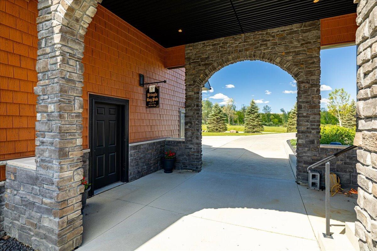 8750 Dalton Road Property Photo 41