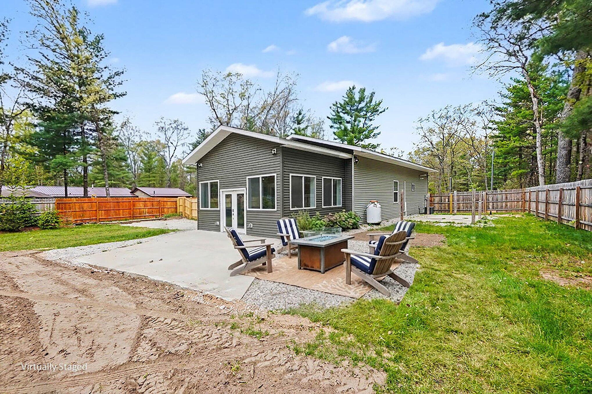1581 Lone Pine Drive Property Photo 13