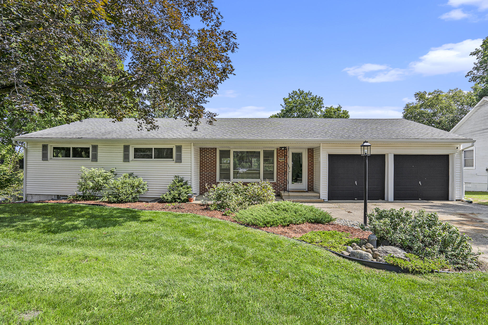 3509 Lake Allegan Drive Property Photo 1