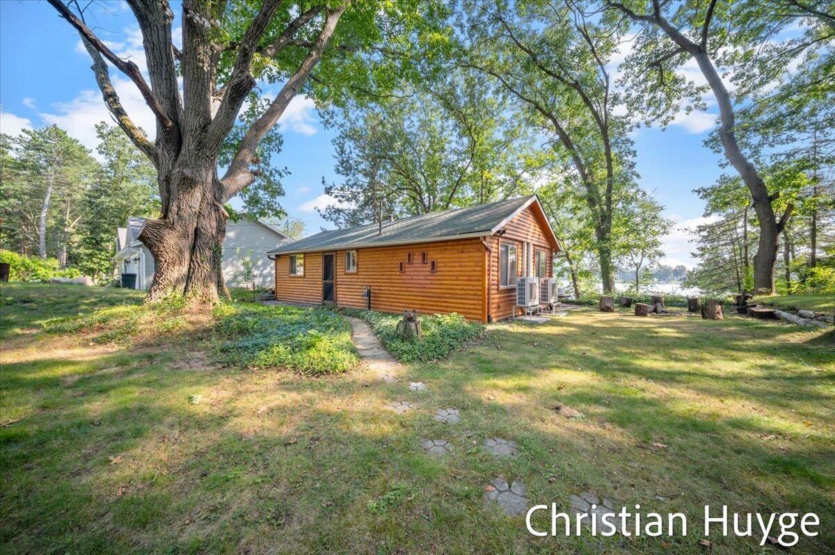 8818 E 128th Street Property Photo 1