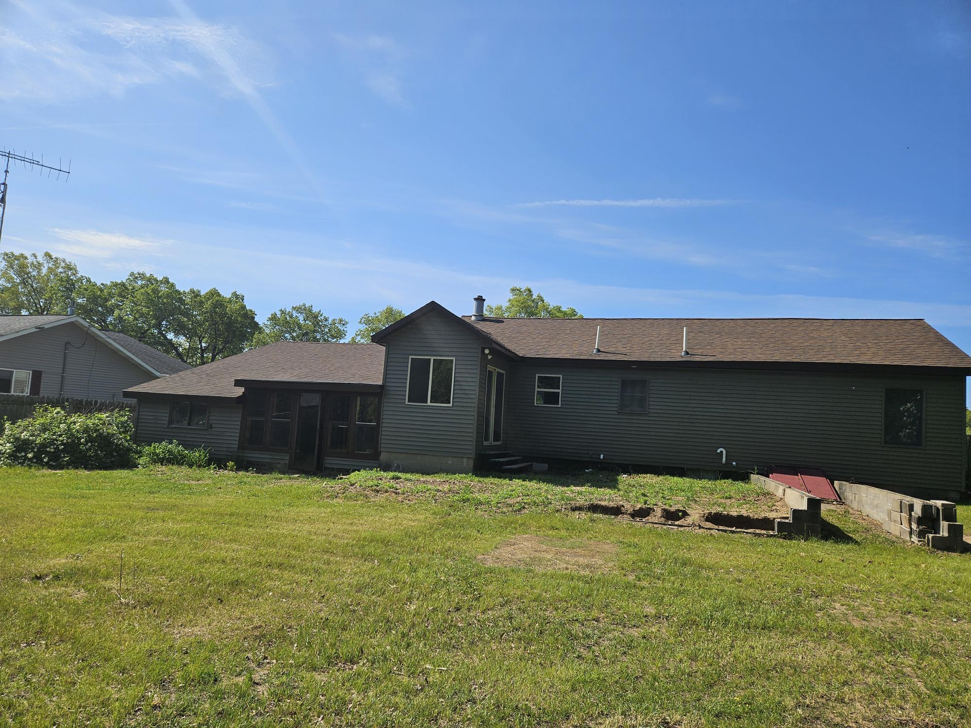 1090 Holton Whitehall Road Property Photo 9