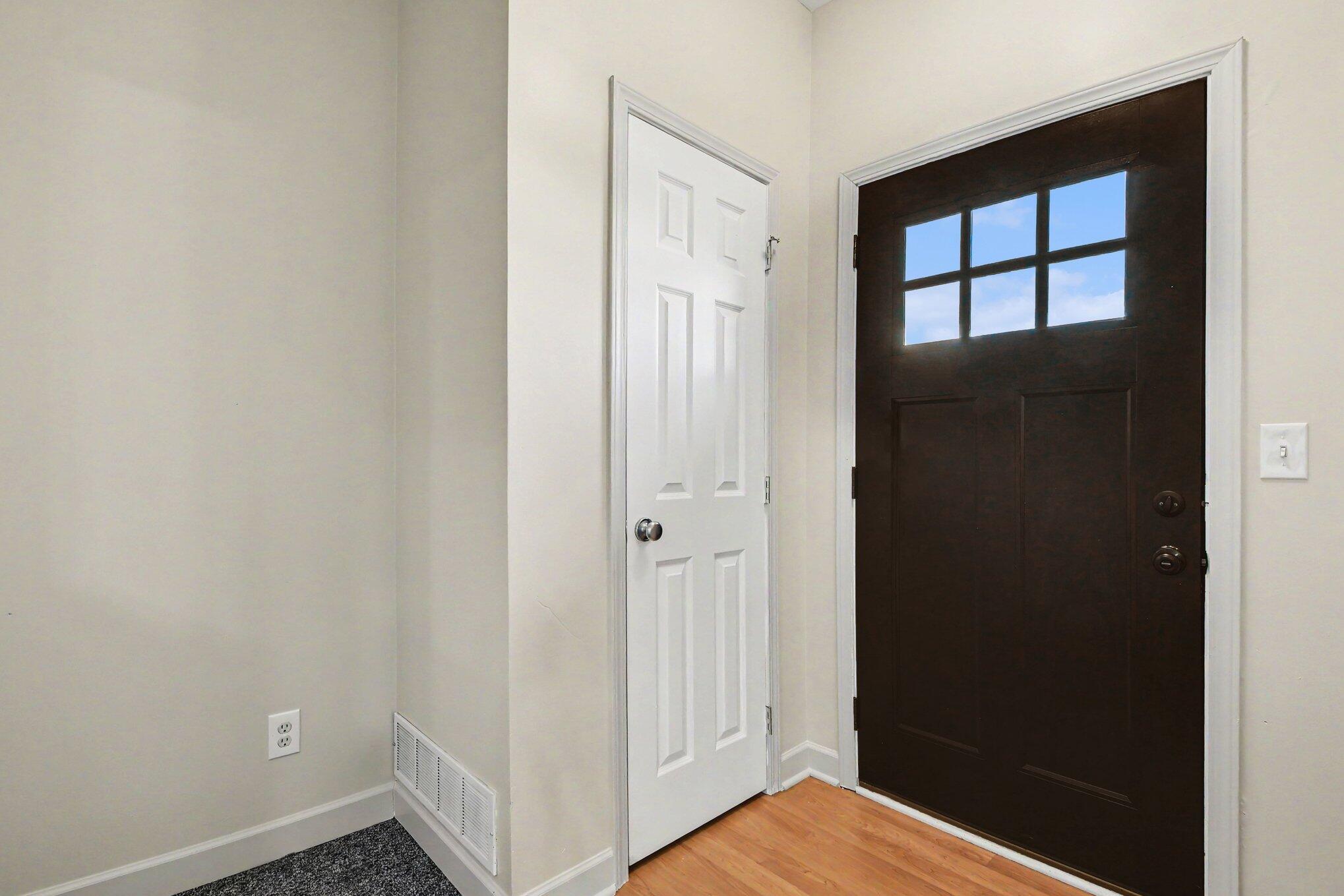 4312 St Annes Avenue Se 12 Property Photo 5