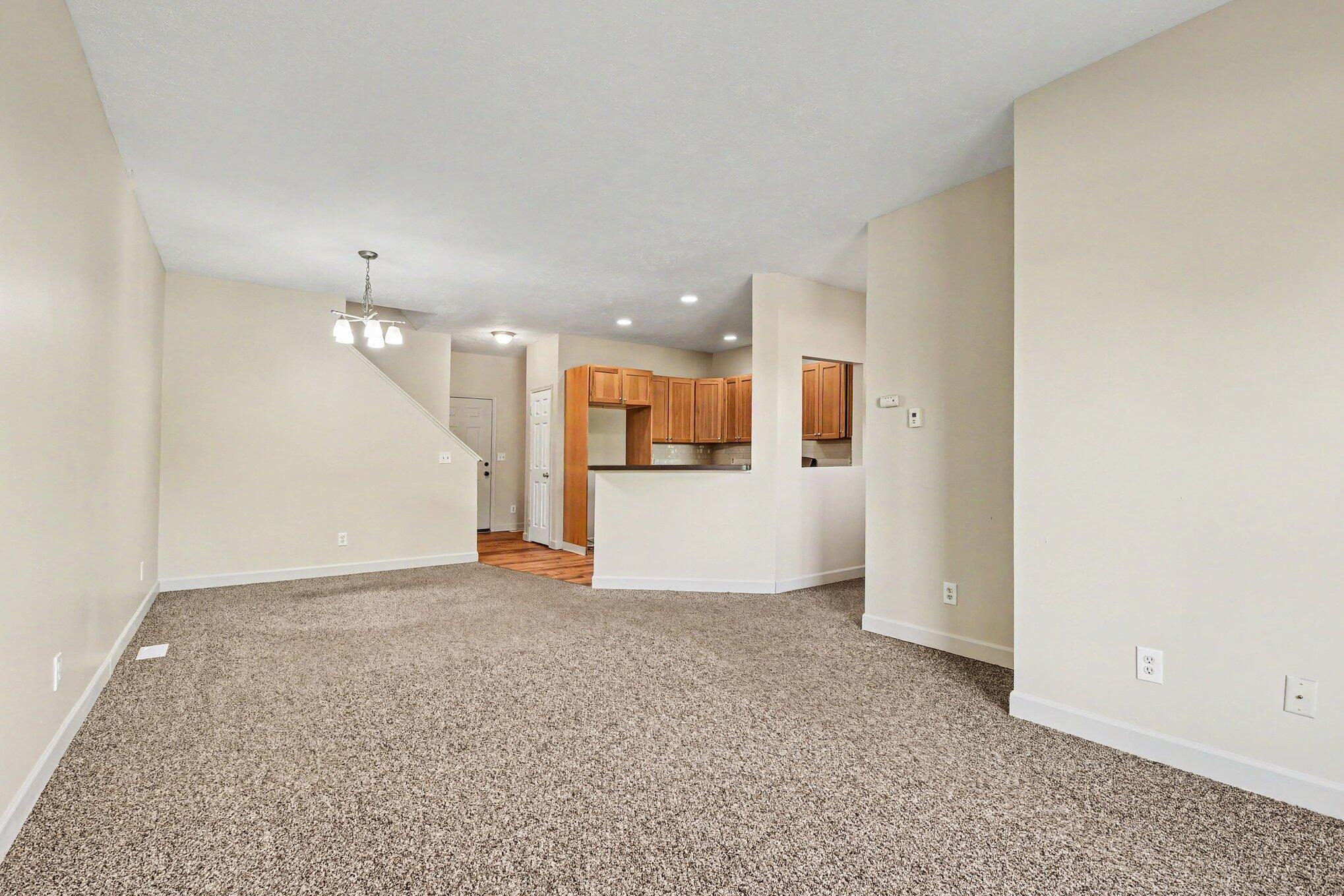 4312 St Annes Avenue Se 12 Property Photo 8