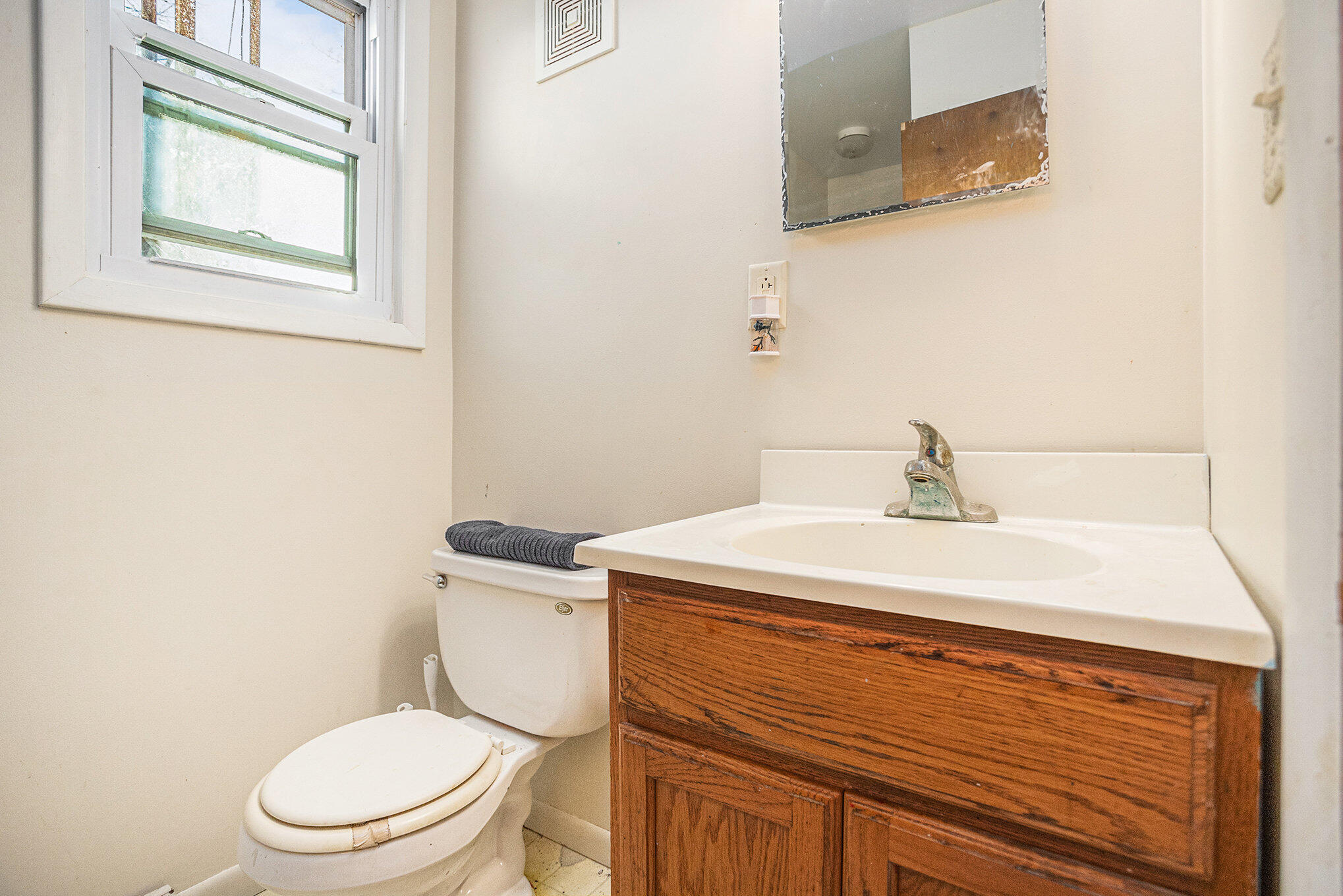111 River Drive Property Photo 5