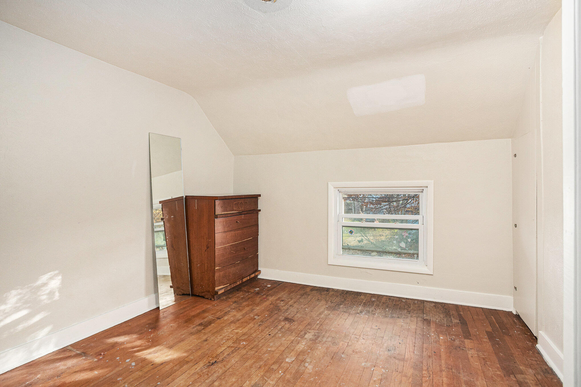 111 River Drive Property Photo 12