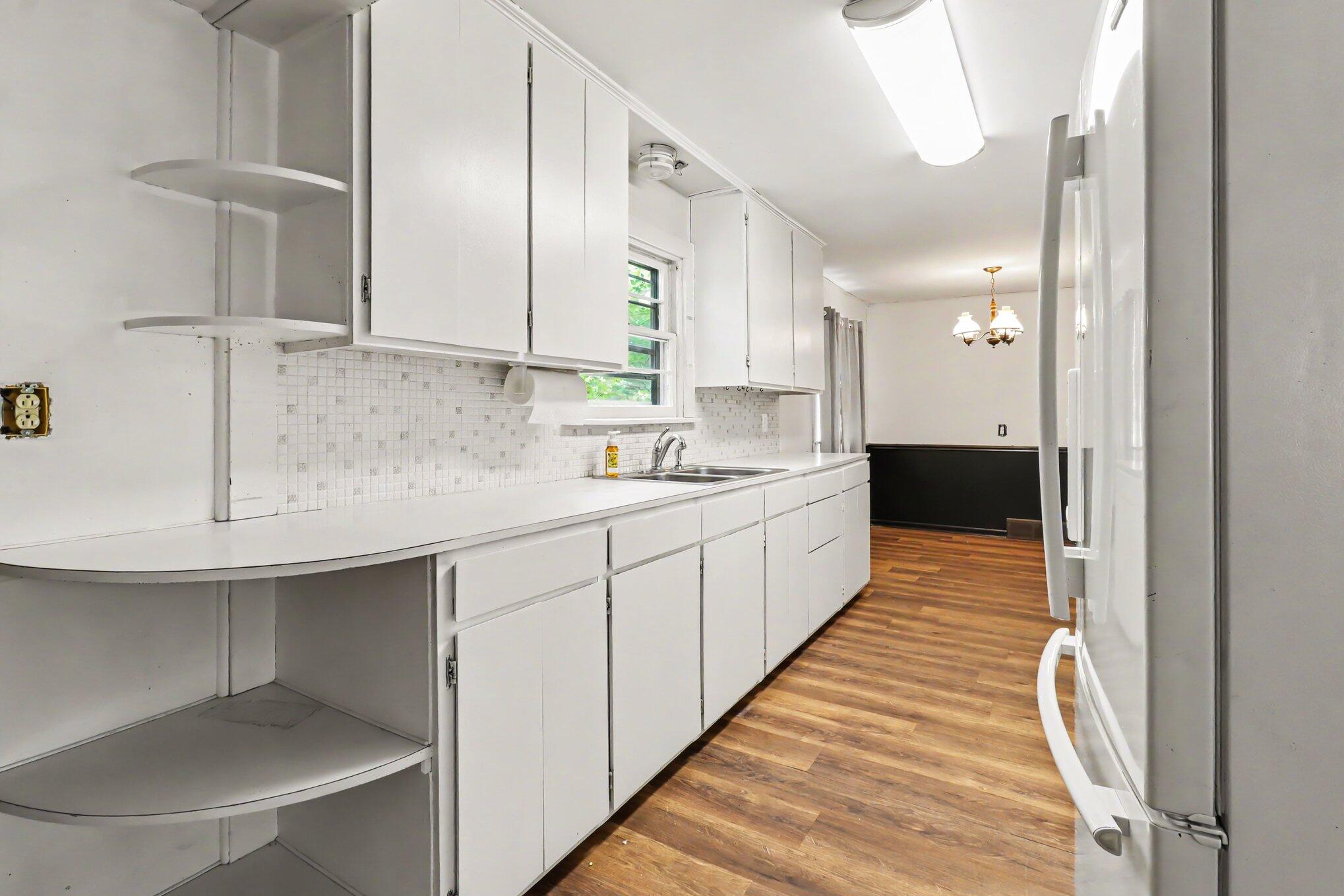 345 W Church Avenue Property Photo 6