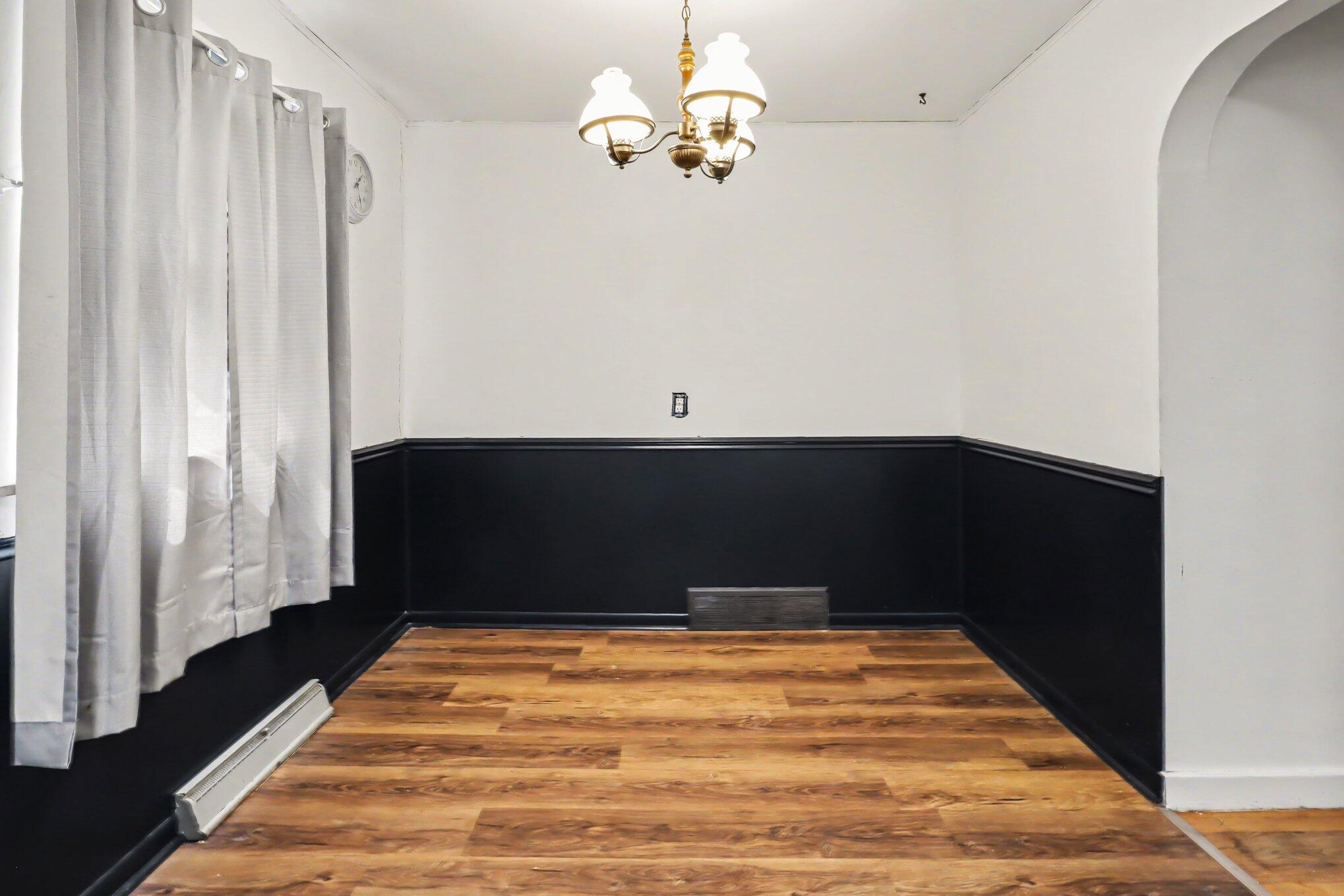 345 W Church Avenue Property Photo 7