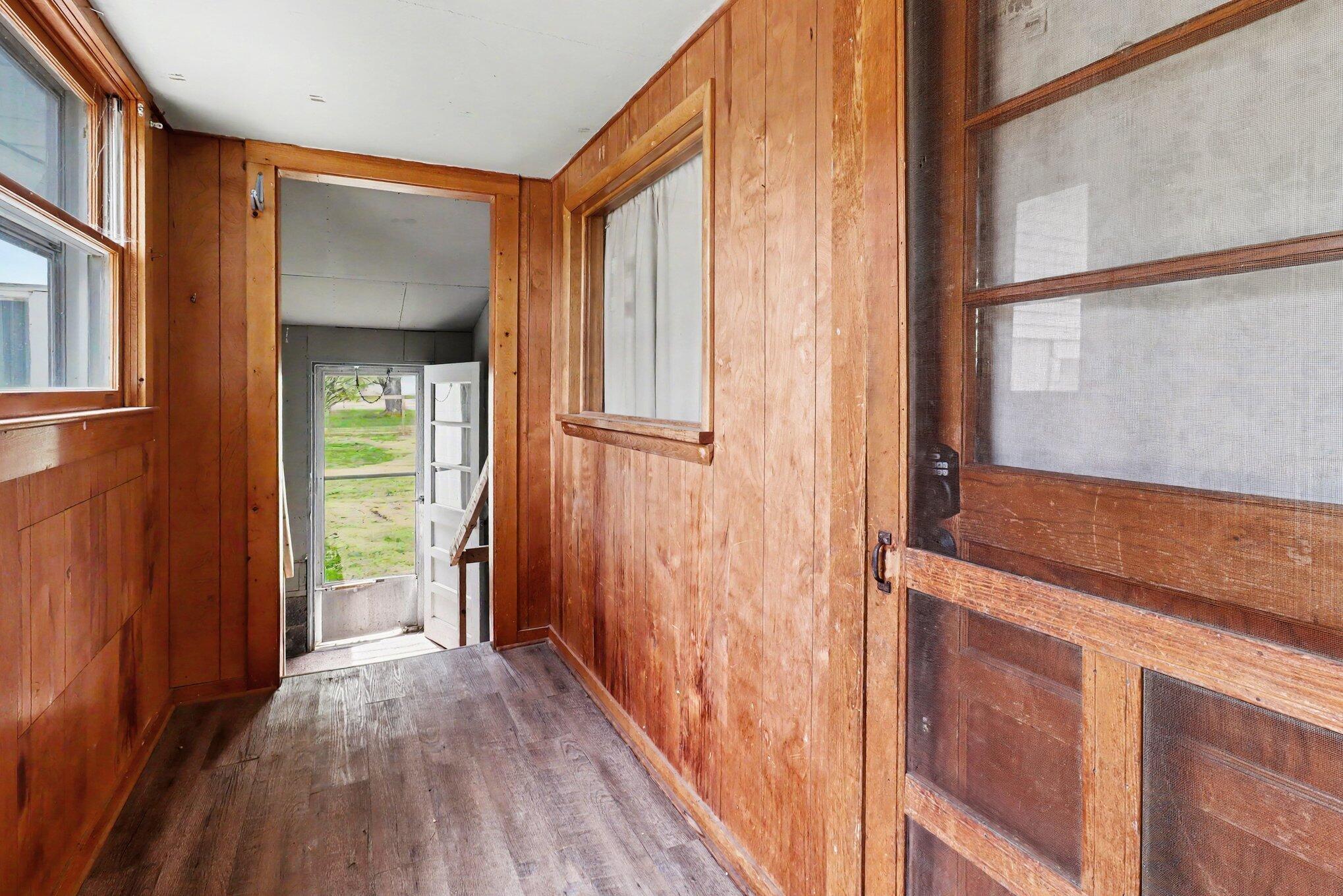 345 W Church Avenue Property Photo 12