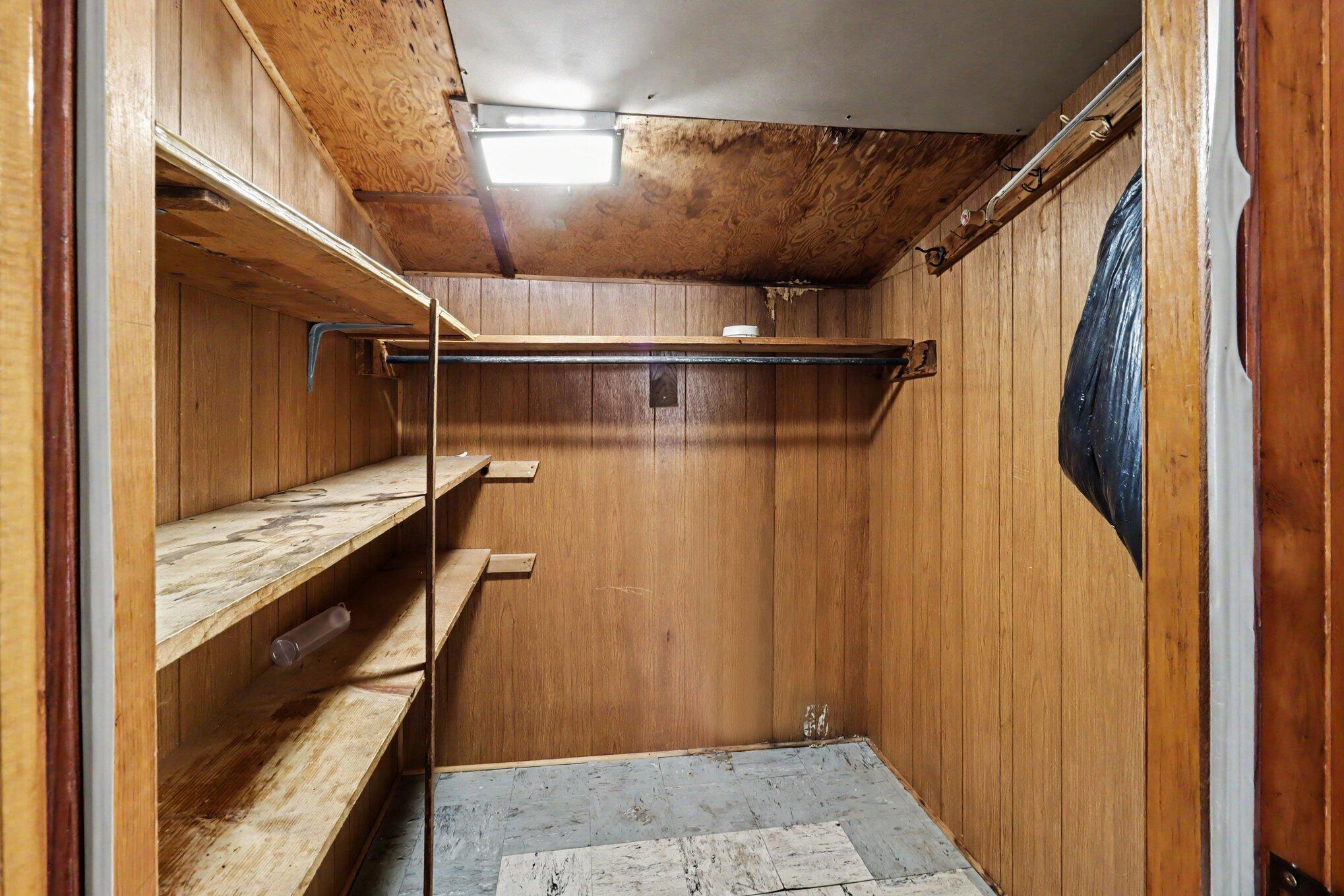 345 W Church Avenue Property Photo 14