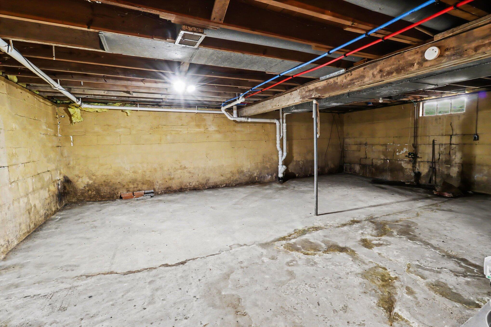 345 W Church Avenue Property Photo 15