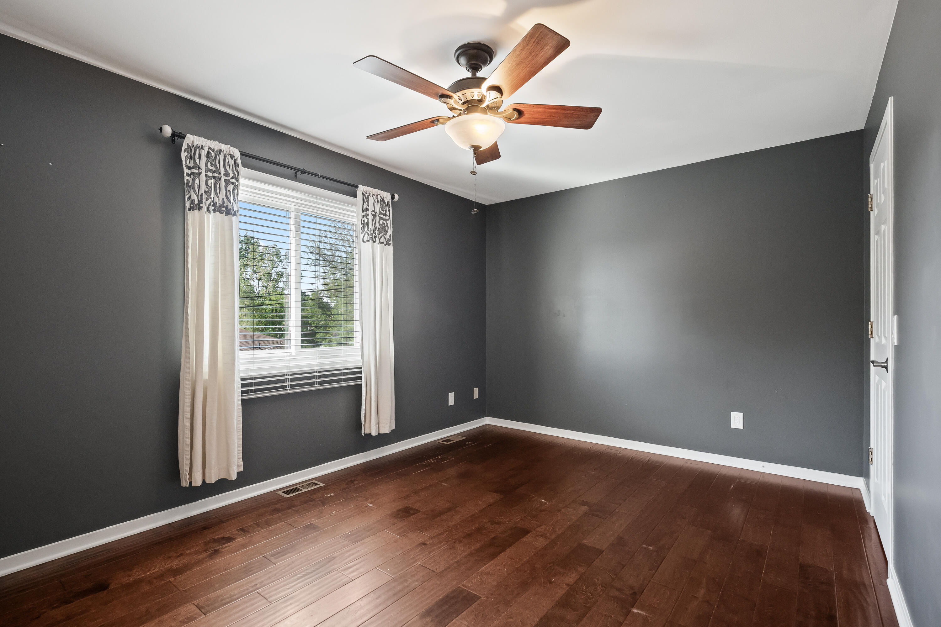 1008 Beachland Boulevard Property Photo 16