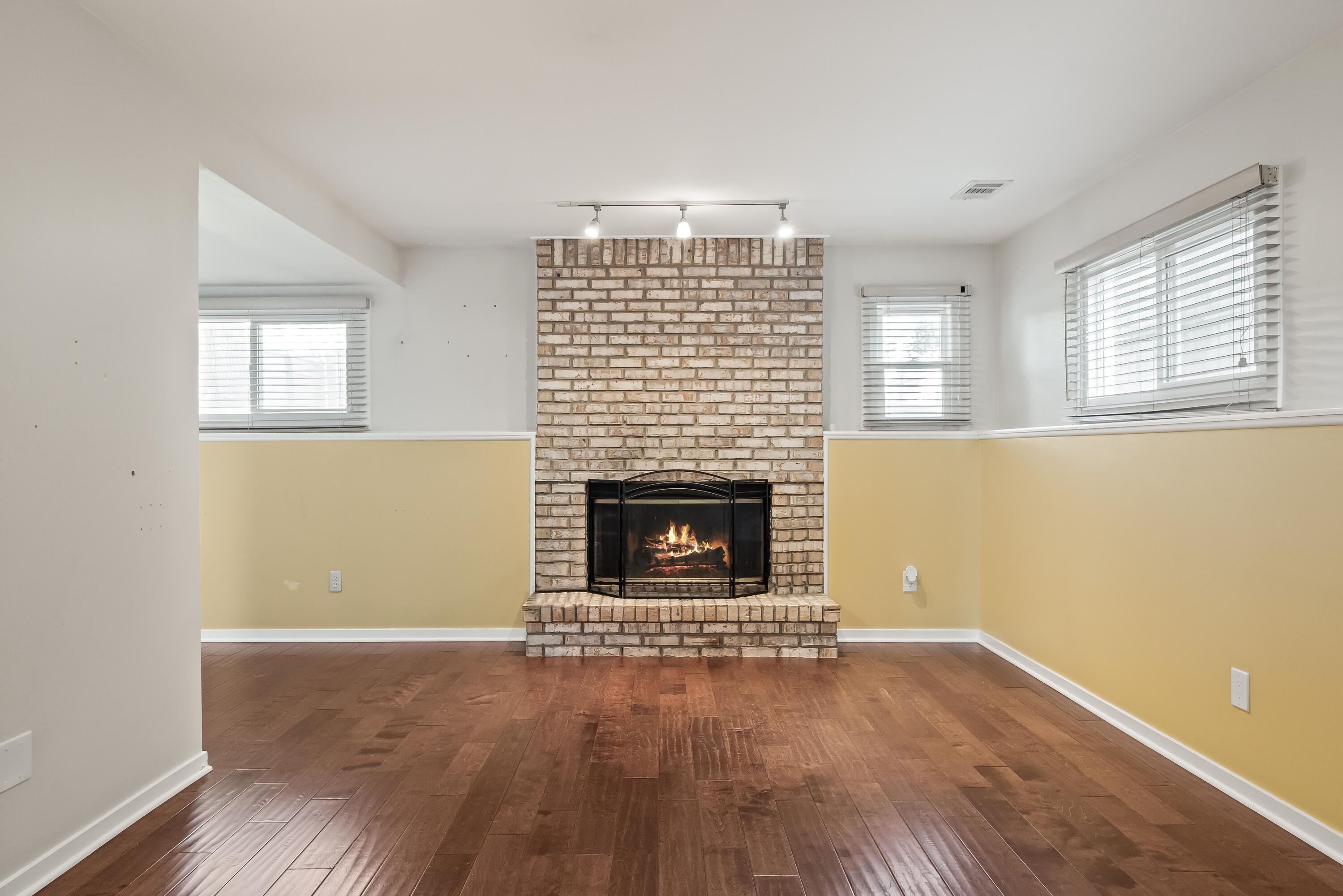 1008 Beachland Boulevard Property Photo 25