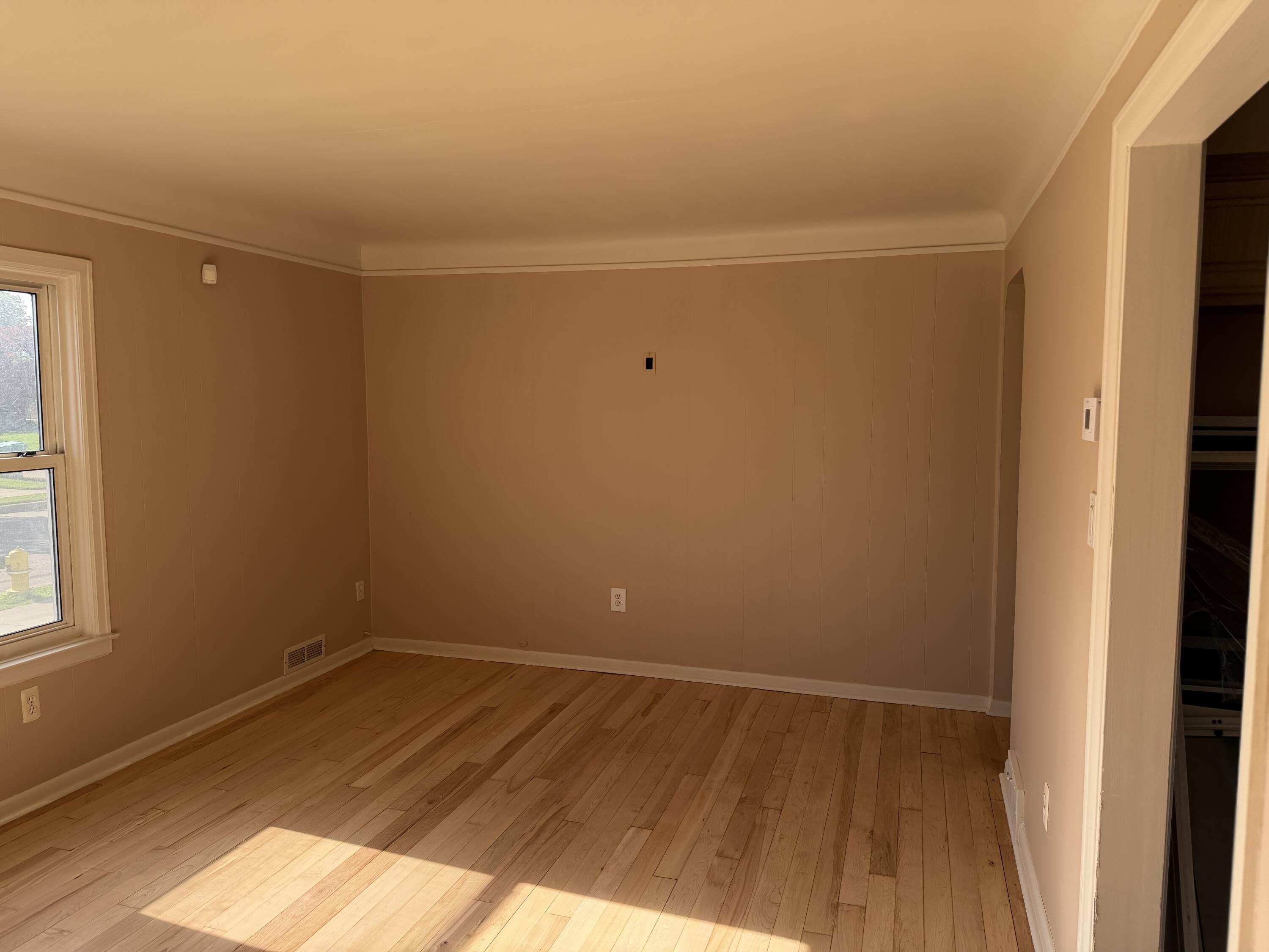 22415 Wilmot Avenue Property Photo 7