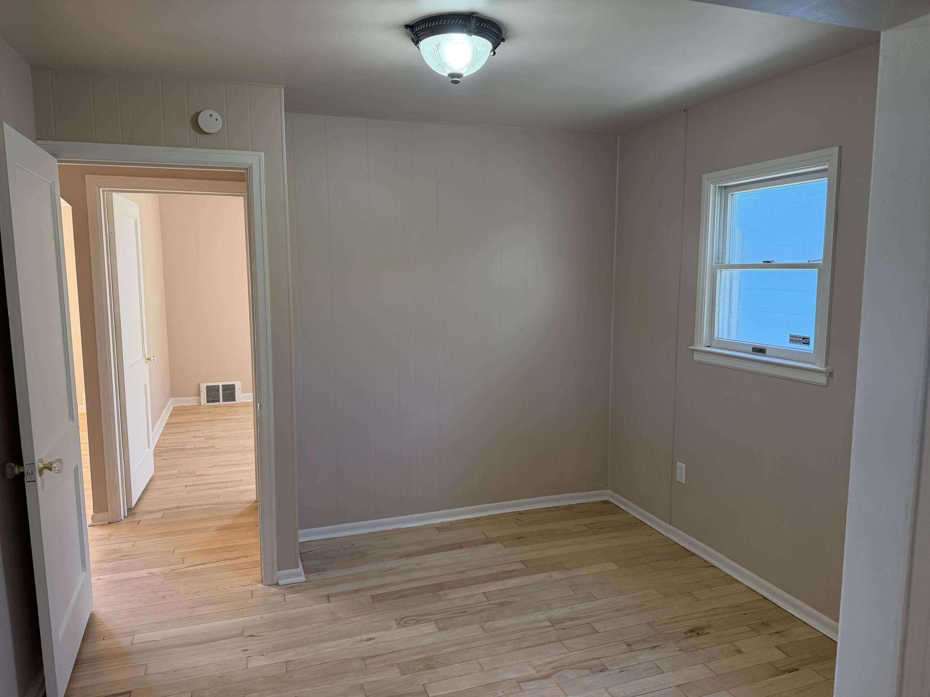 22415 Wilmot Avenue Property Photo 11