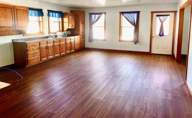 7909 11 Mile Road Property Photo 3
