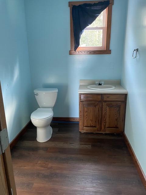 7909 11 Mile Road Property Photo 9