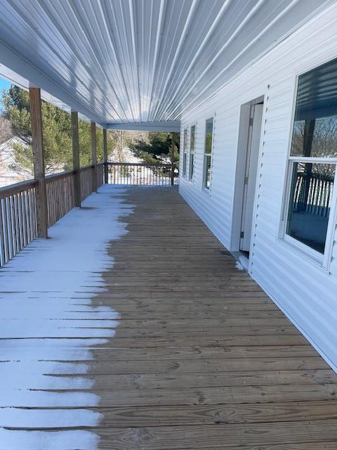 7909 11 Mile Road Property Photo 16