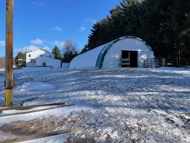 7909 11 Mile Road Property Photo 27
