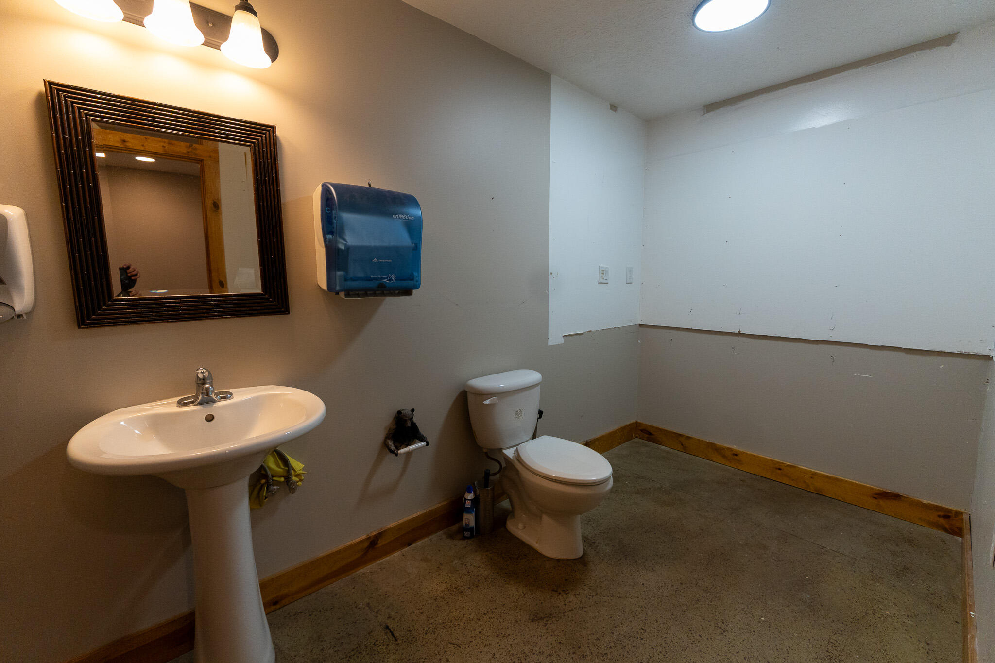 6398 Blue Star Highway Property Photo 16