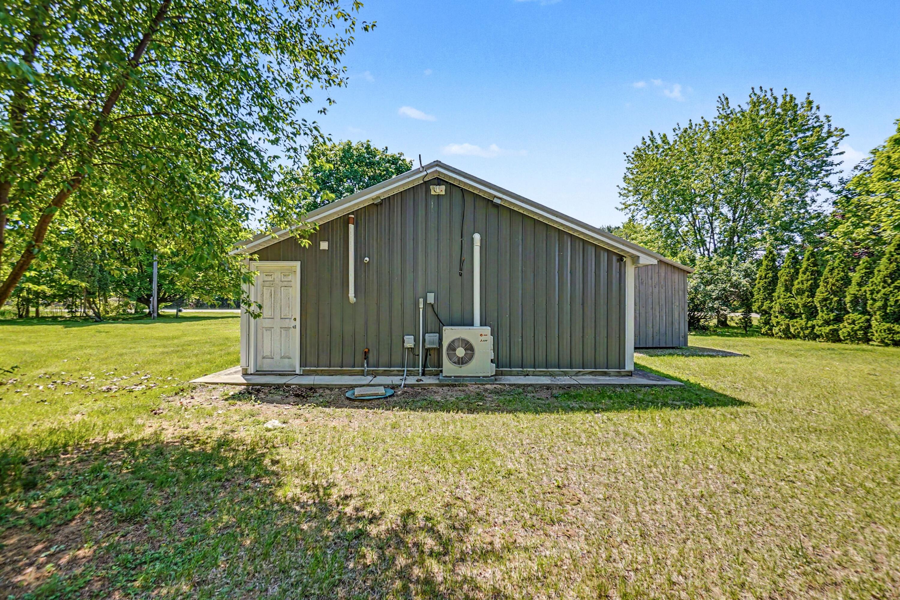 2811 S Sheridan Road Property Photo 6
