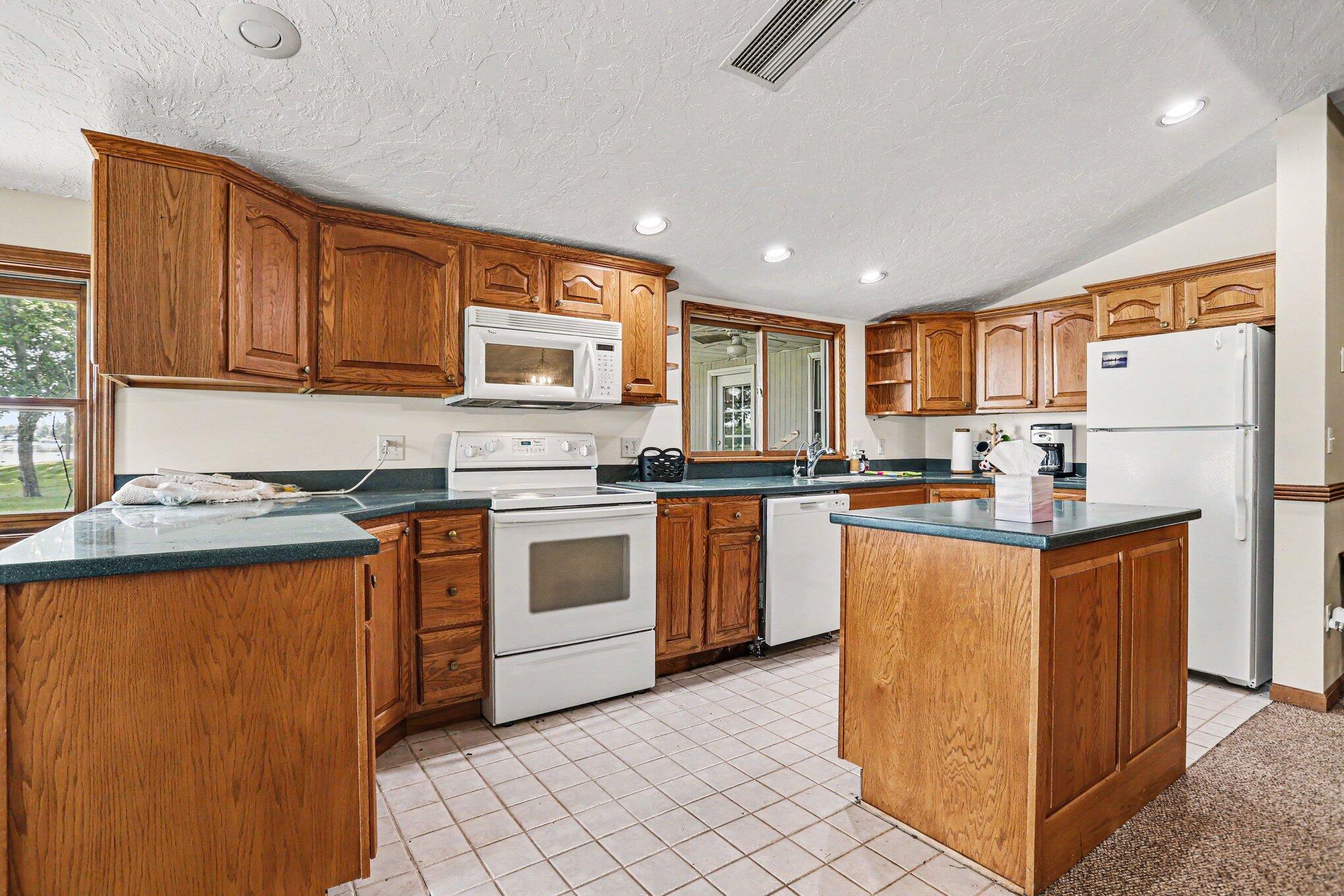 60641 Lennon Street Property Photo 11