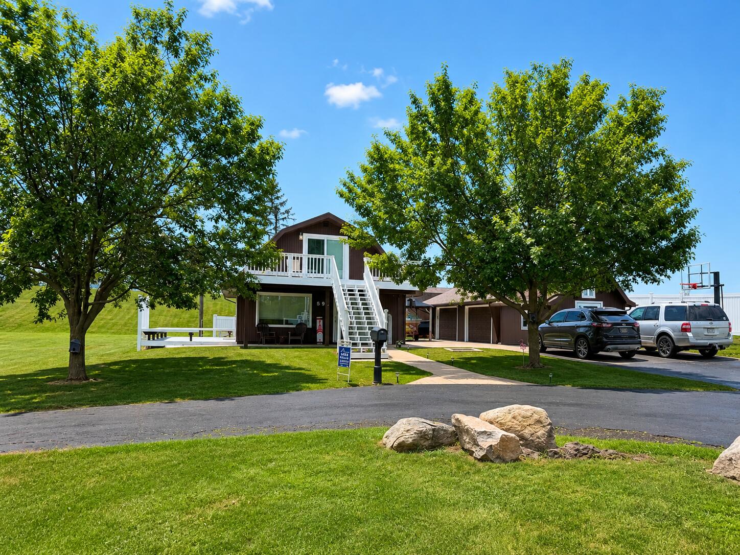 595 Rolling Meadows Drive Property Photo 1