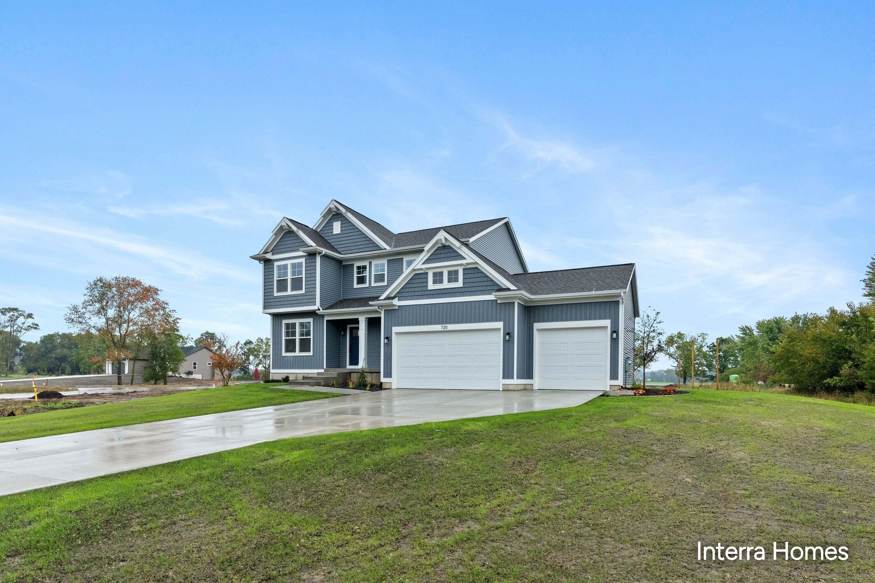 720 Sunfield Drive Property Photo 3