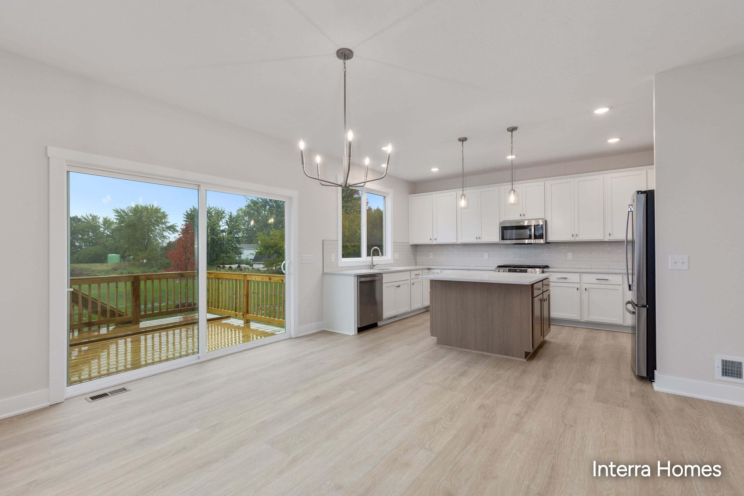 720 Sunfield Drive Property Photo 10