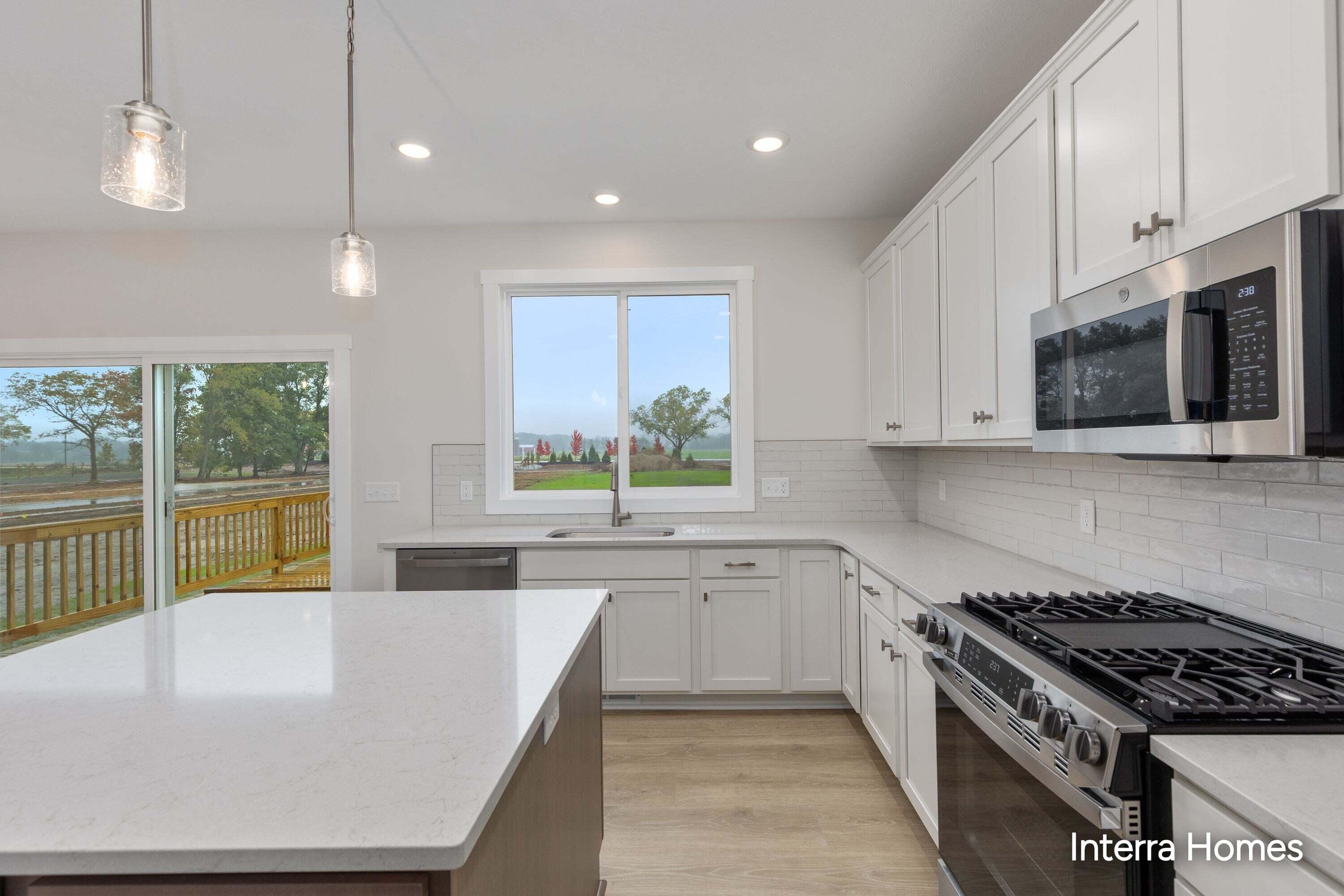 720 Sunfield Drive Property Photo 12