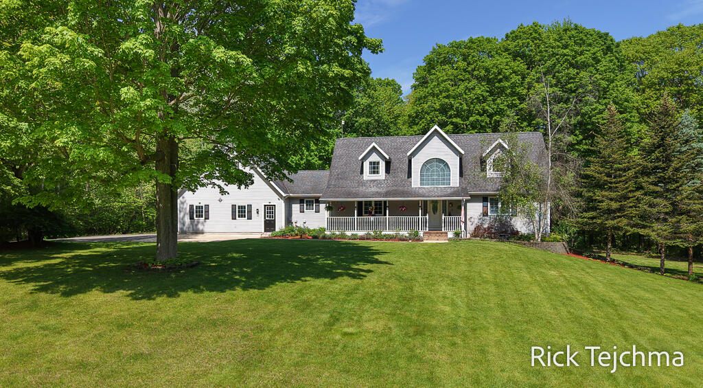 10345 Red Oak Ridge Property Photo 3