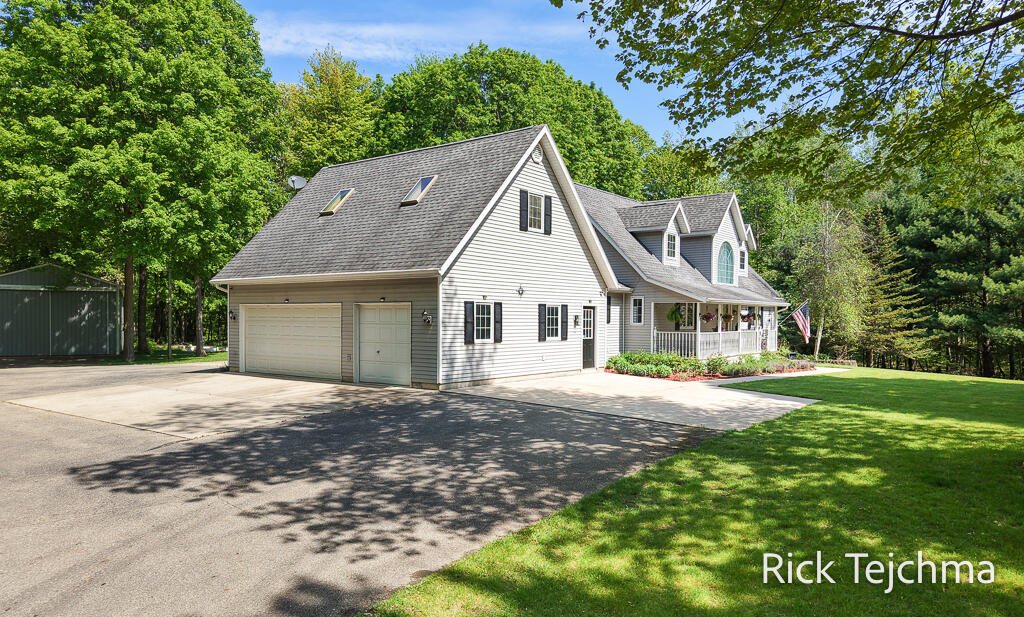 10345 Red Oak Ridge Property Photo 4