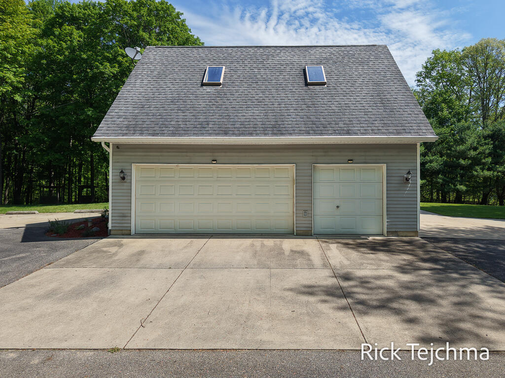 10345 Red Oak Ridge Property Photo 7