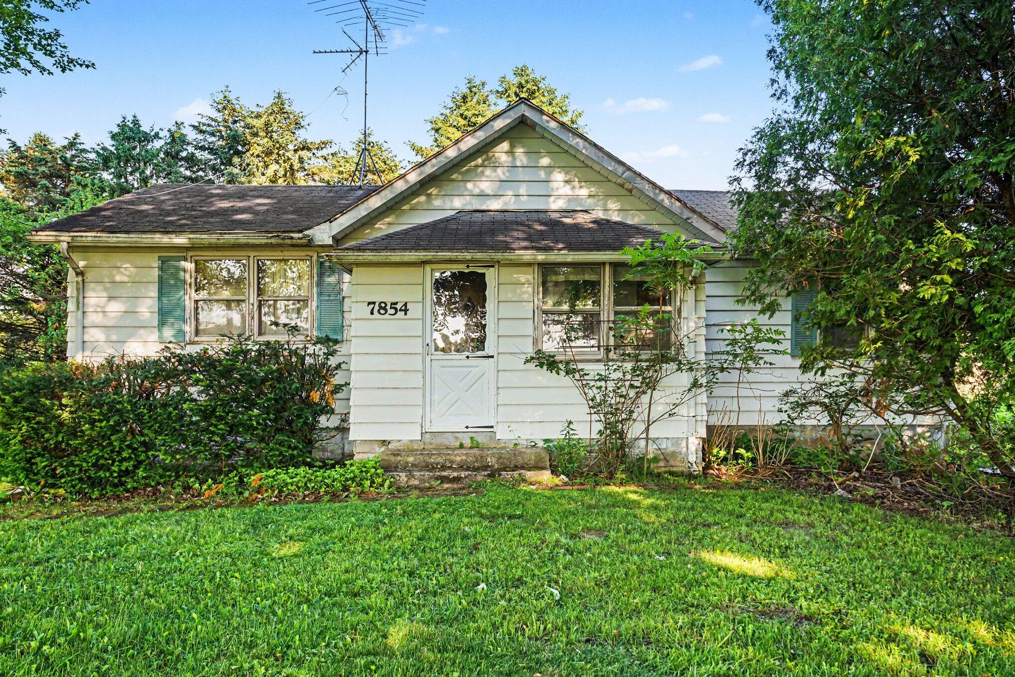 7854 Painter School Property Photo 7