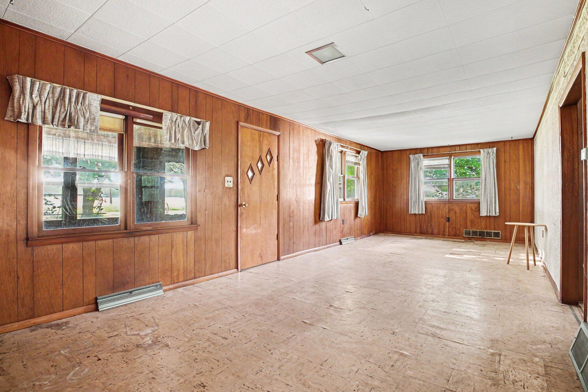 7854 Painter School Property Photo 9