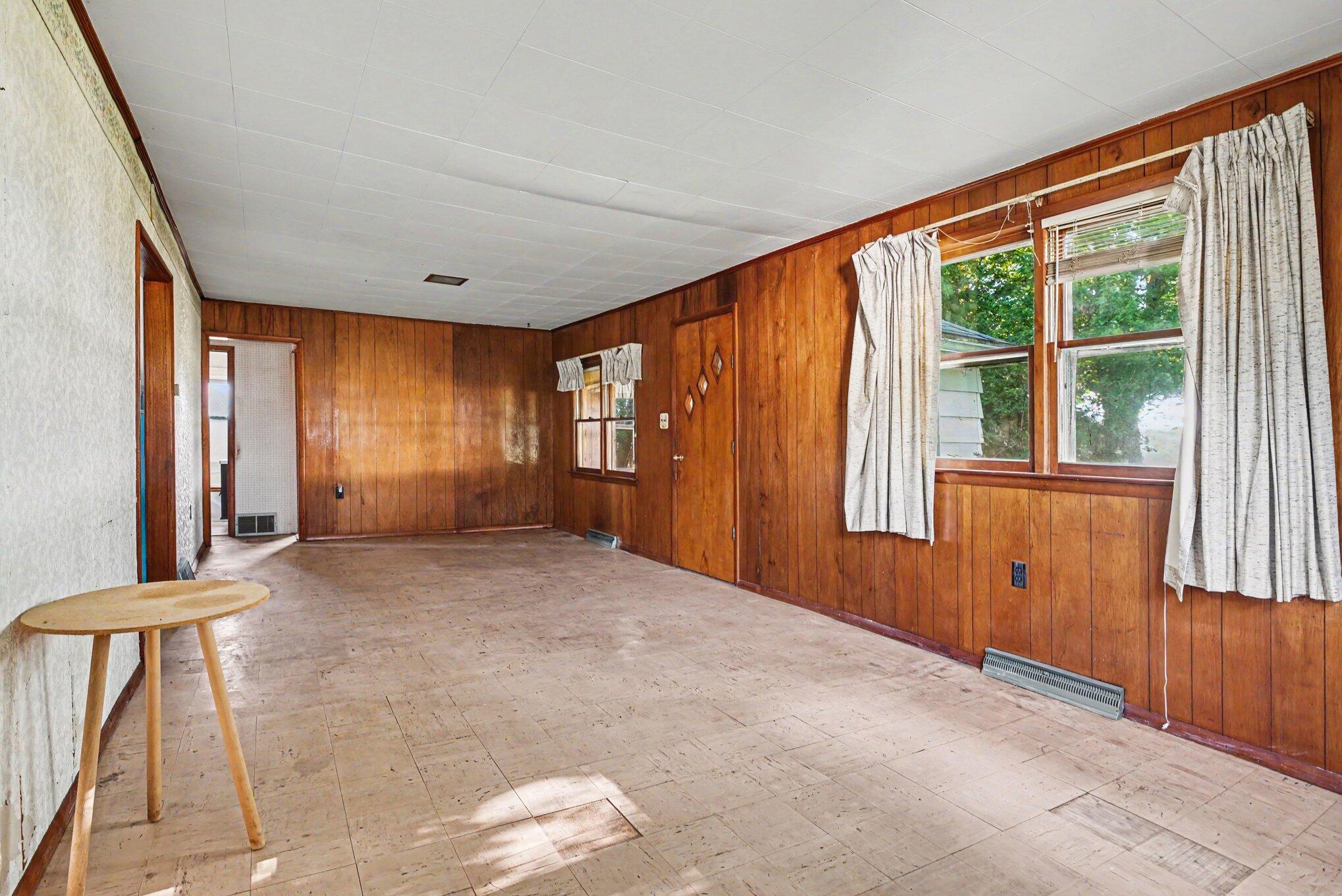 7854 Painter School Property Photo 10