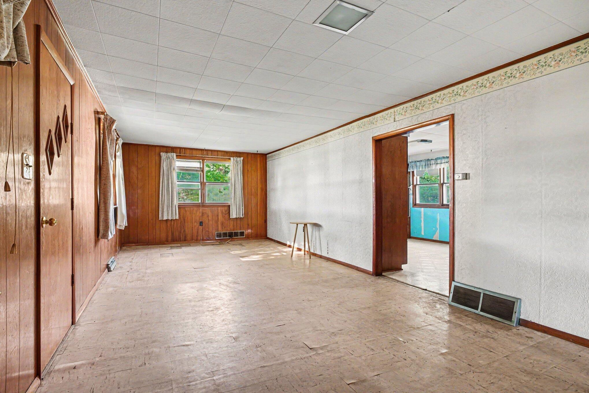 7854 Painter School Property Photo 11