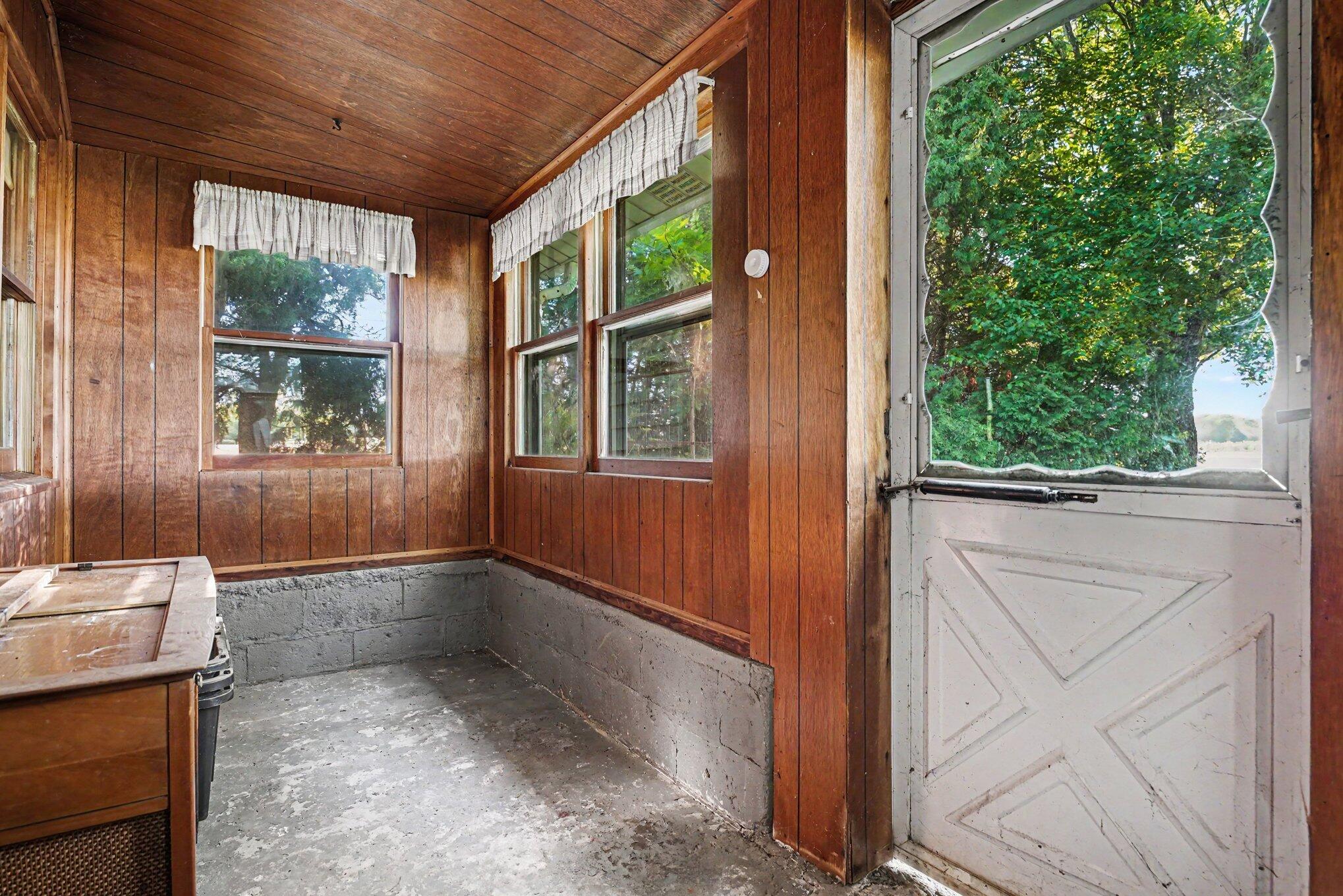 7854 Painter School Property Photo 22