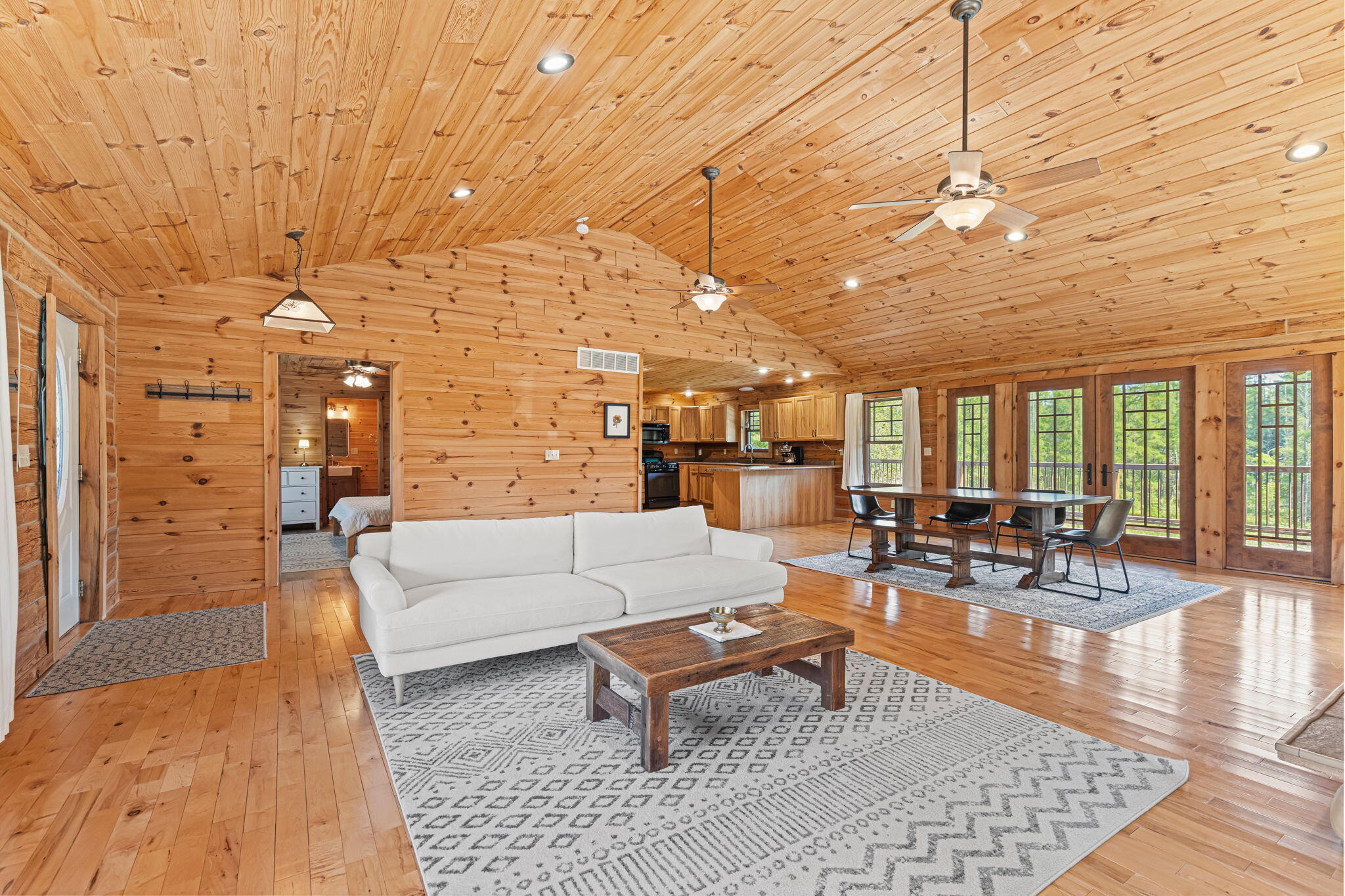 15902 Penesal Road Property Photo 7