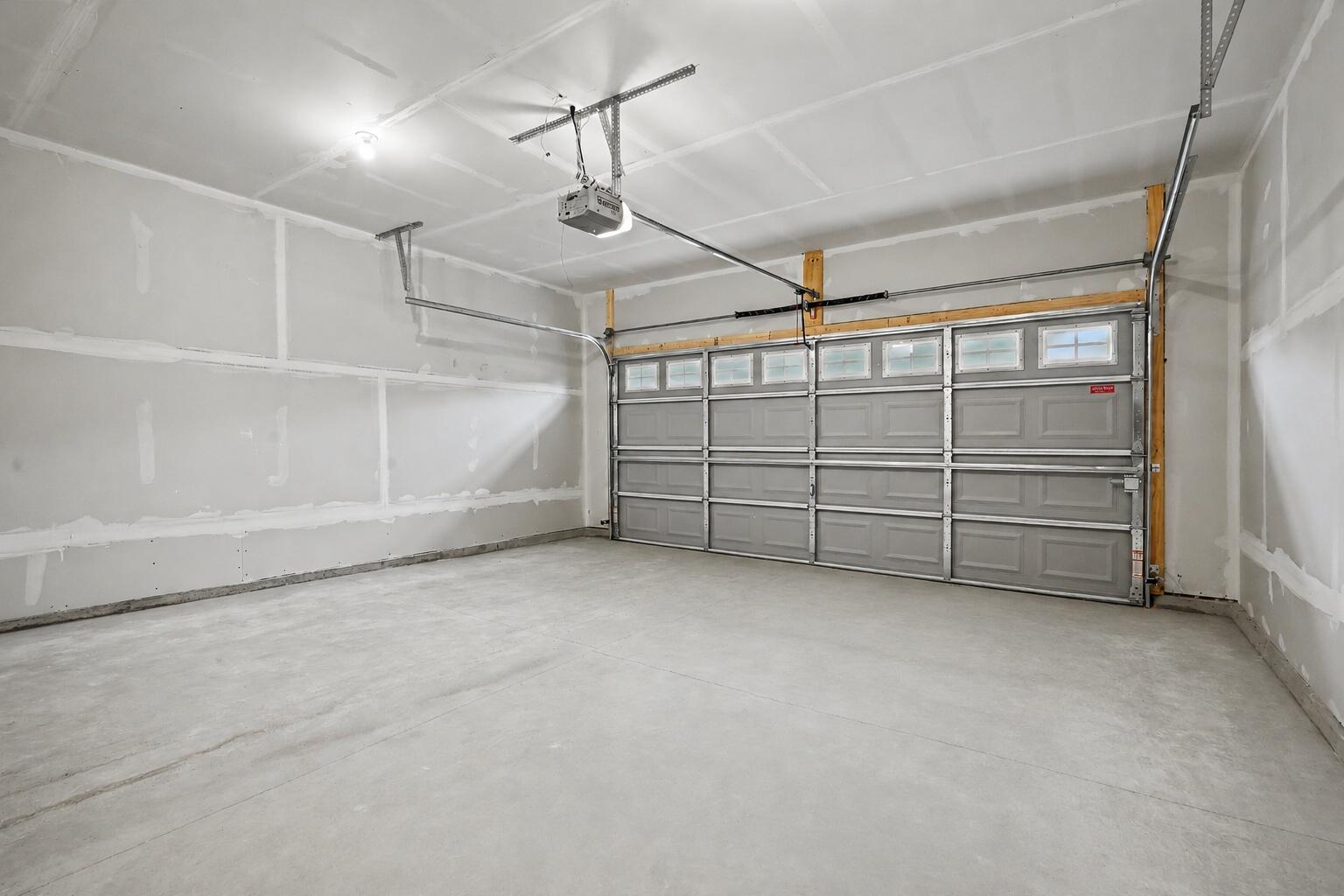 361 North Sherman Street Property Photo 21