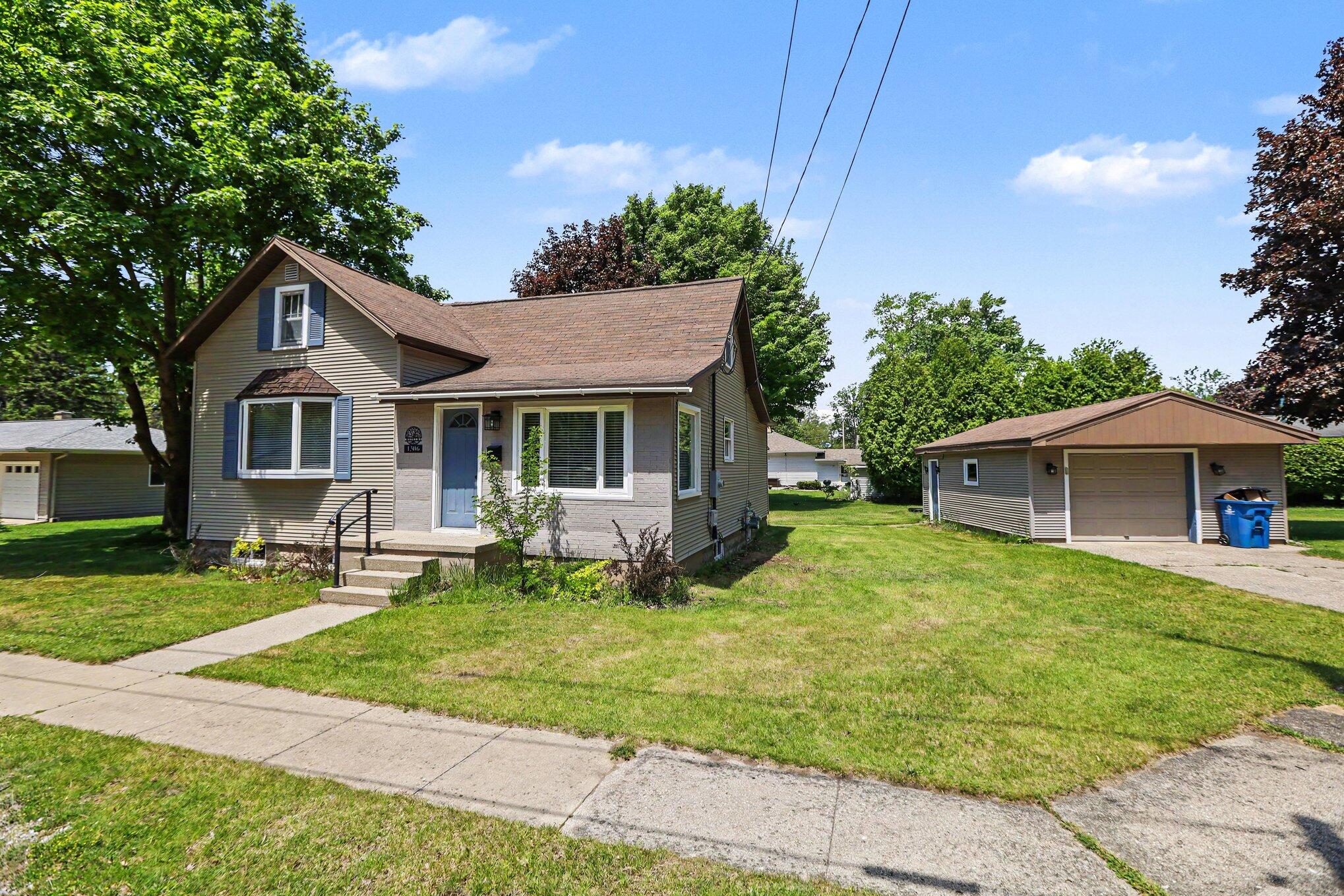 1306 27th Street Property Photo 1
