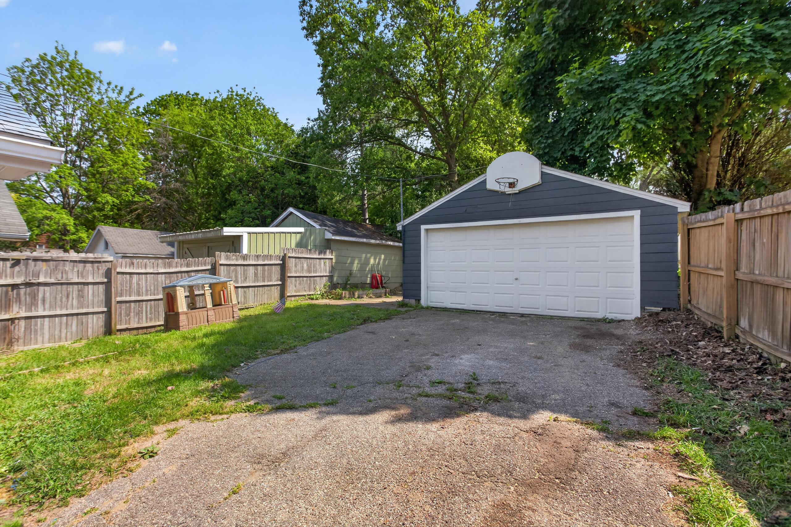 131 Park Drive Property Photo 33